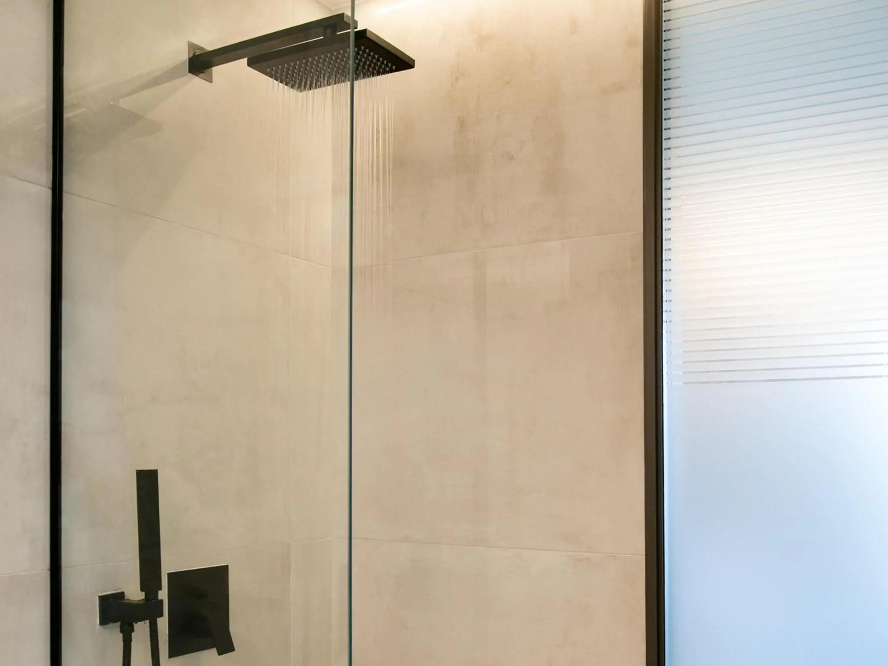 Bedroom in Mercure Larnaca Beach Resort Bedroom in Mercure Larnaca Beach Resort