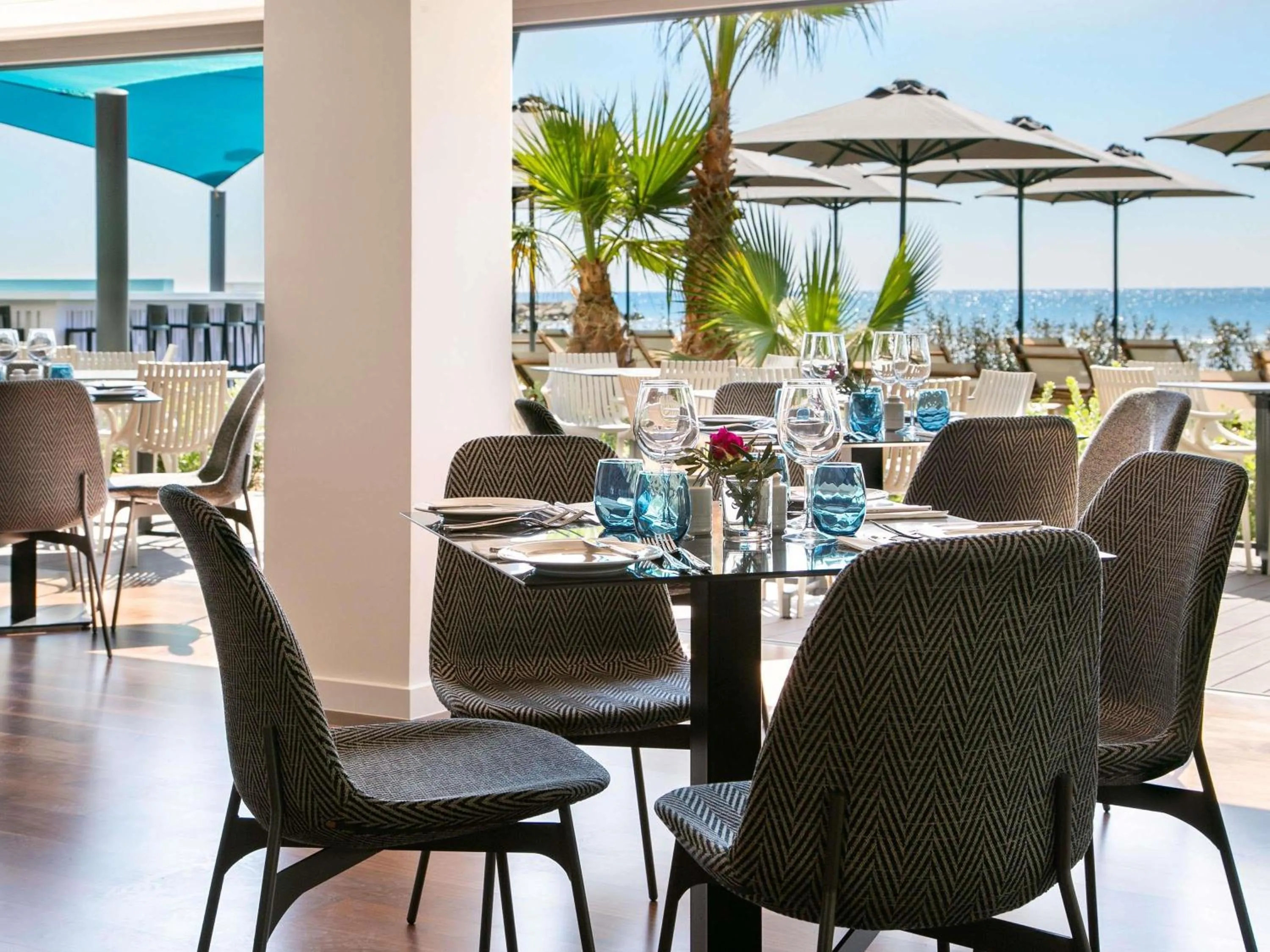 Restaurant/places to eat in Mercure Larnaca Beach Resort