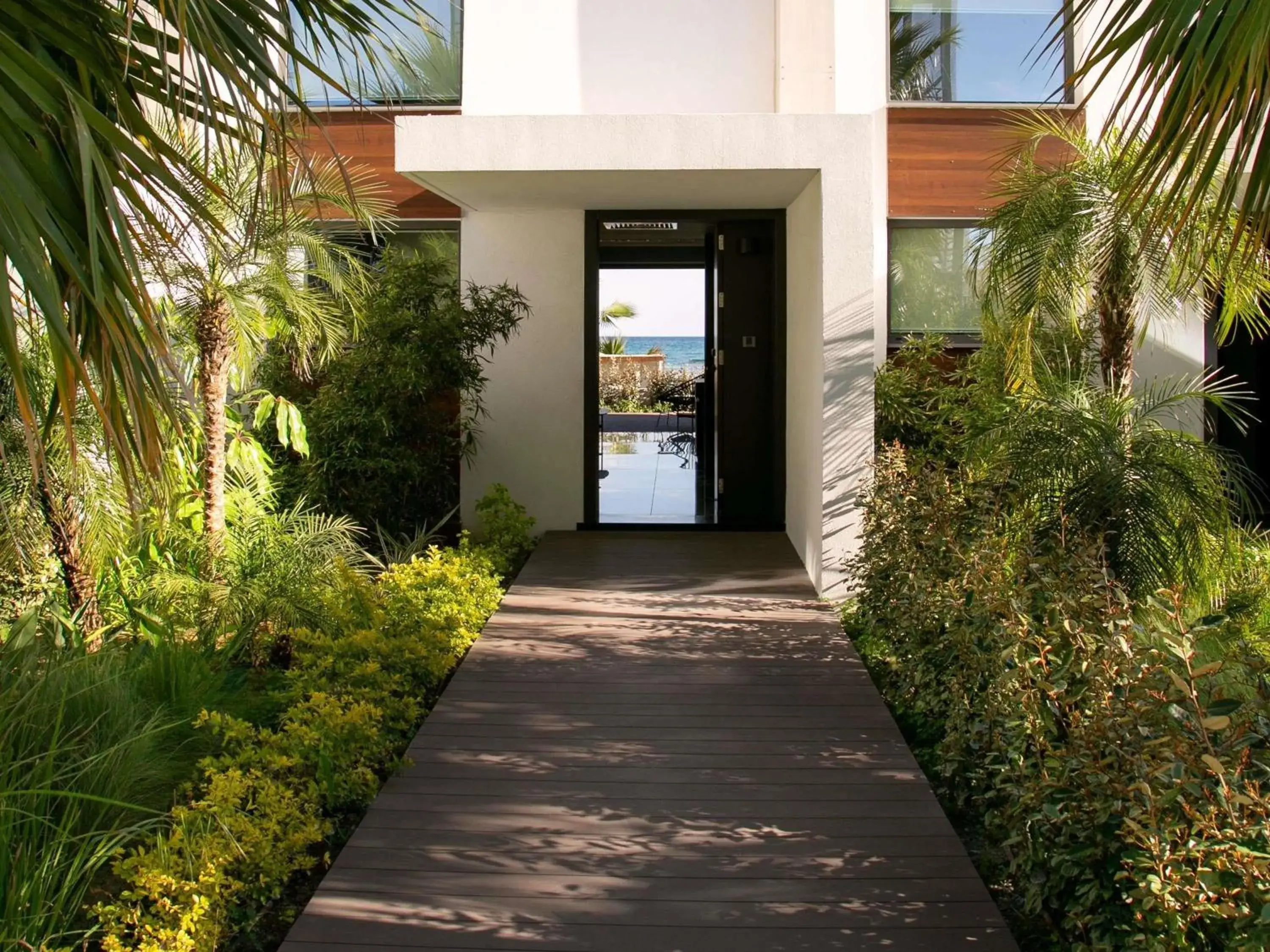 Bedroom in Mercure Larnaca Beach Resort Bedroom in Mercure Larnaca Beach Resort