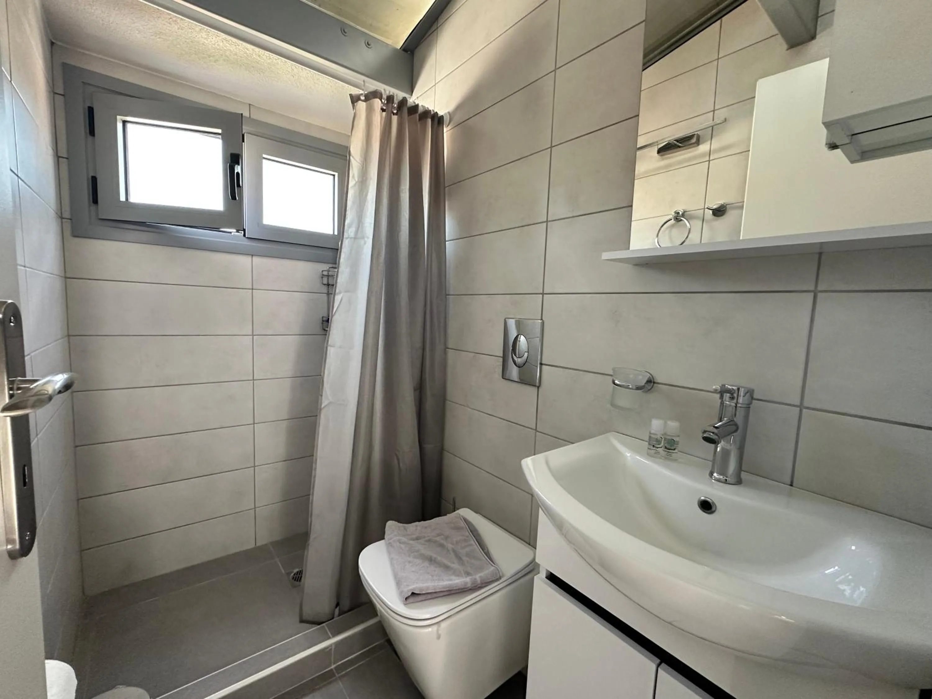 Skiathos Hills Studios
