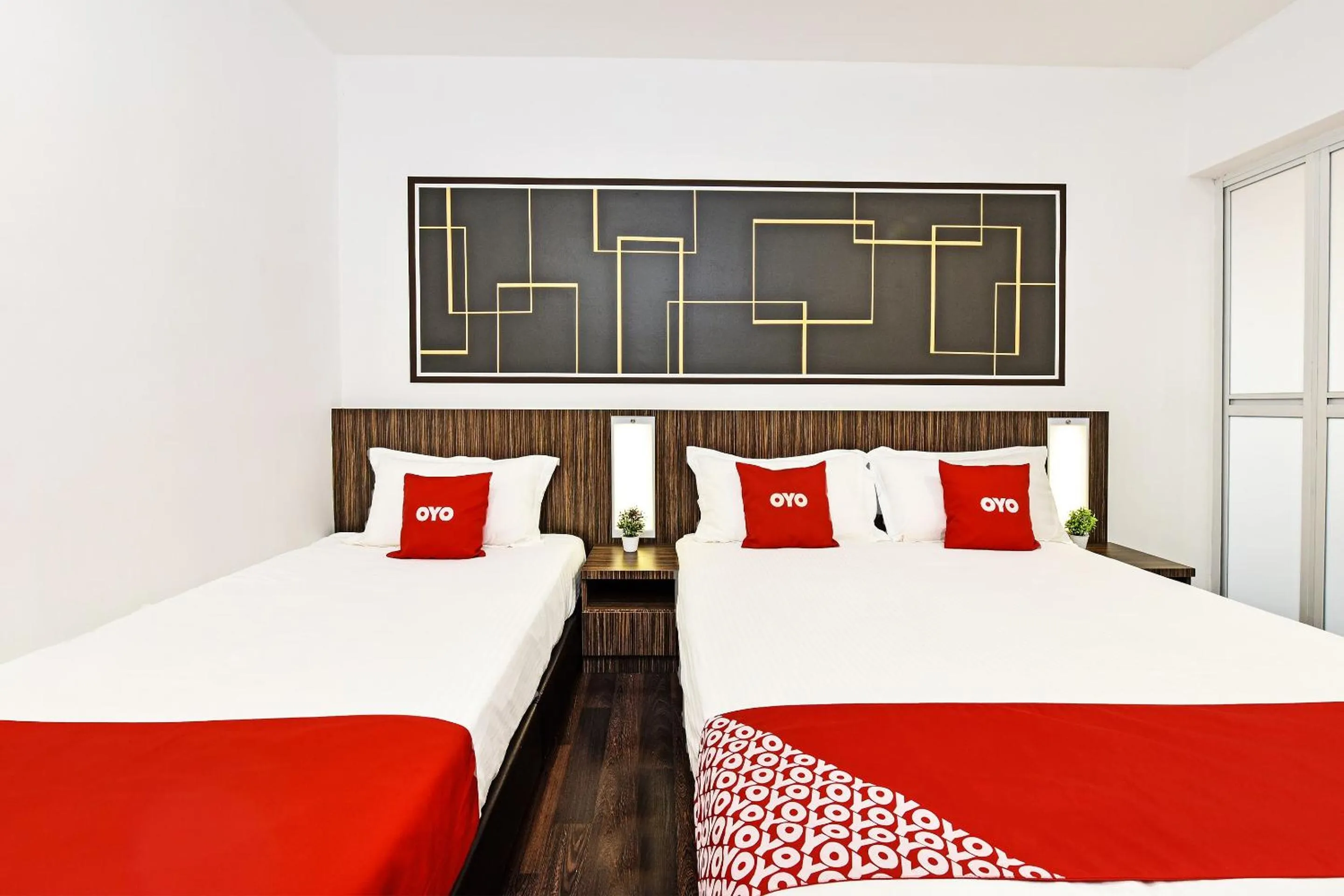 Bedroom, Bed in 4S Hotel