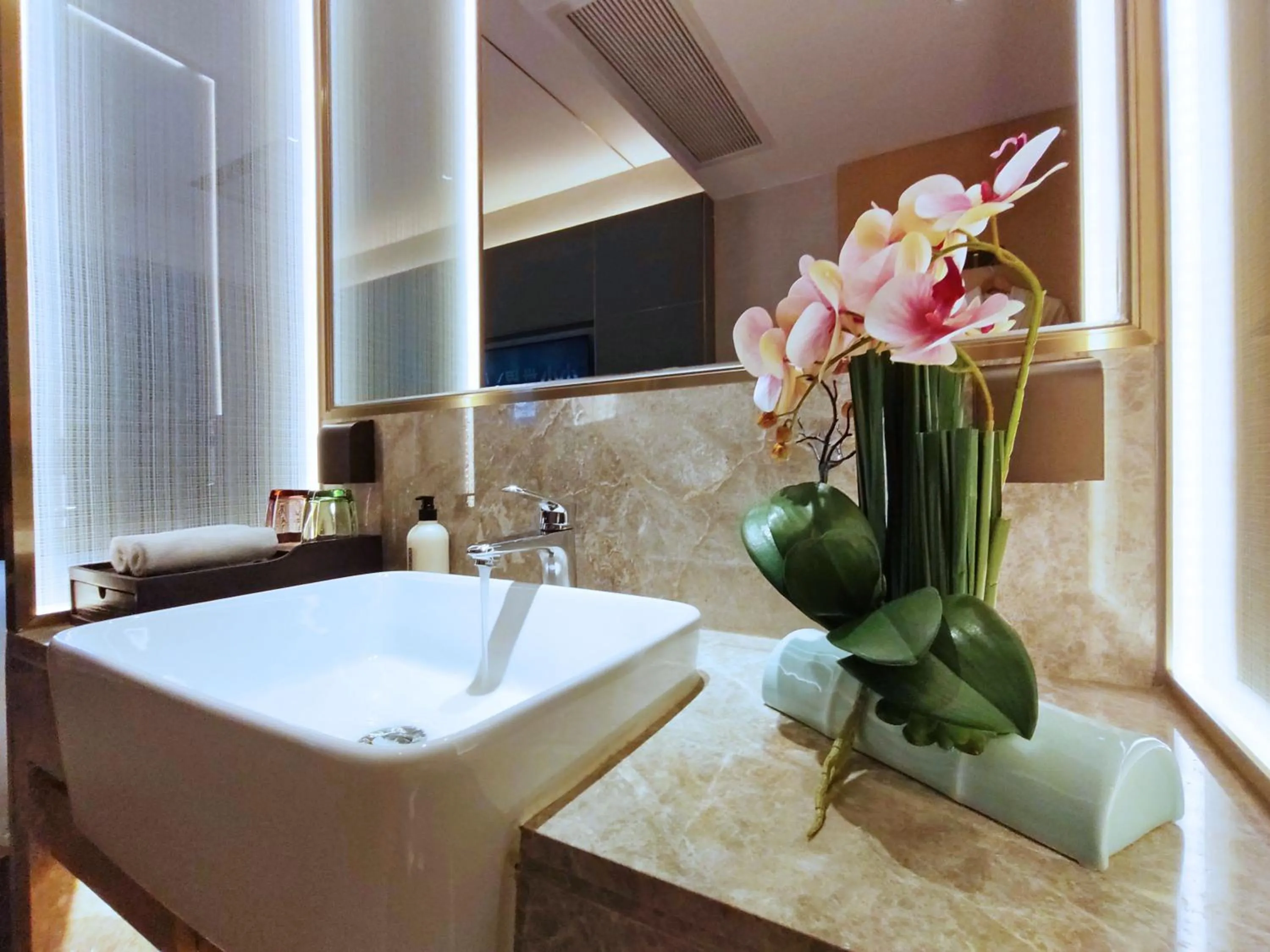 Bath in Paco Hotel Guangzhou South Railway Station Panyu Changlong Branch