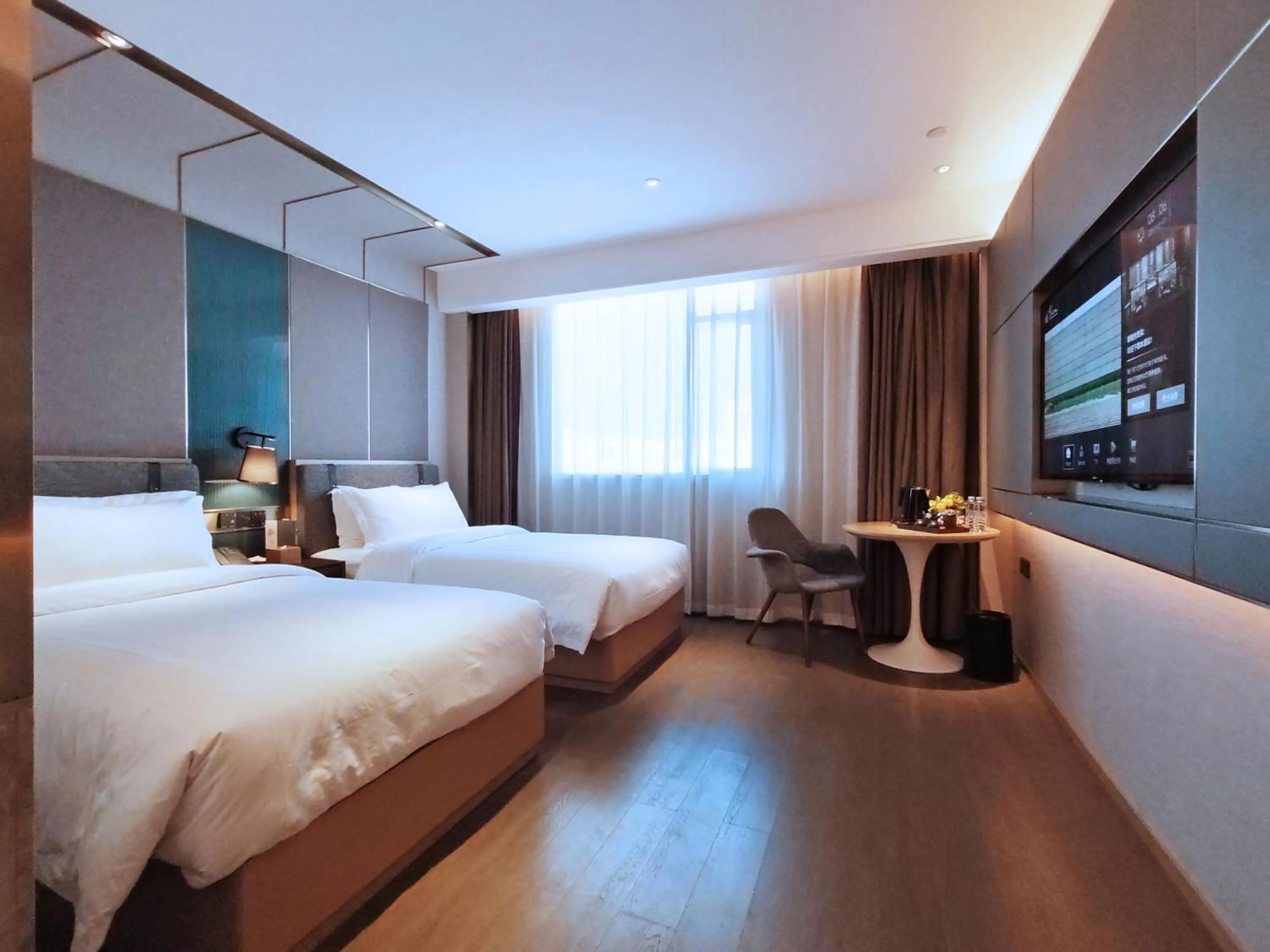 Bedroom, Bed in Paco Hotel Guangzhou South Railway Station Panyu Changlong Branch