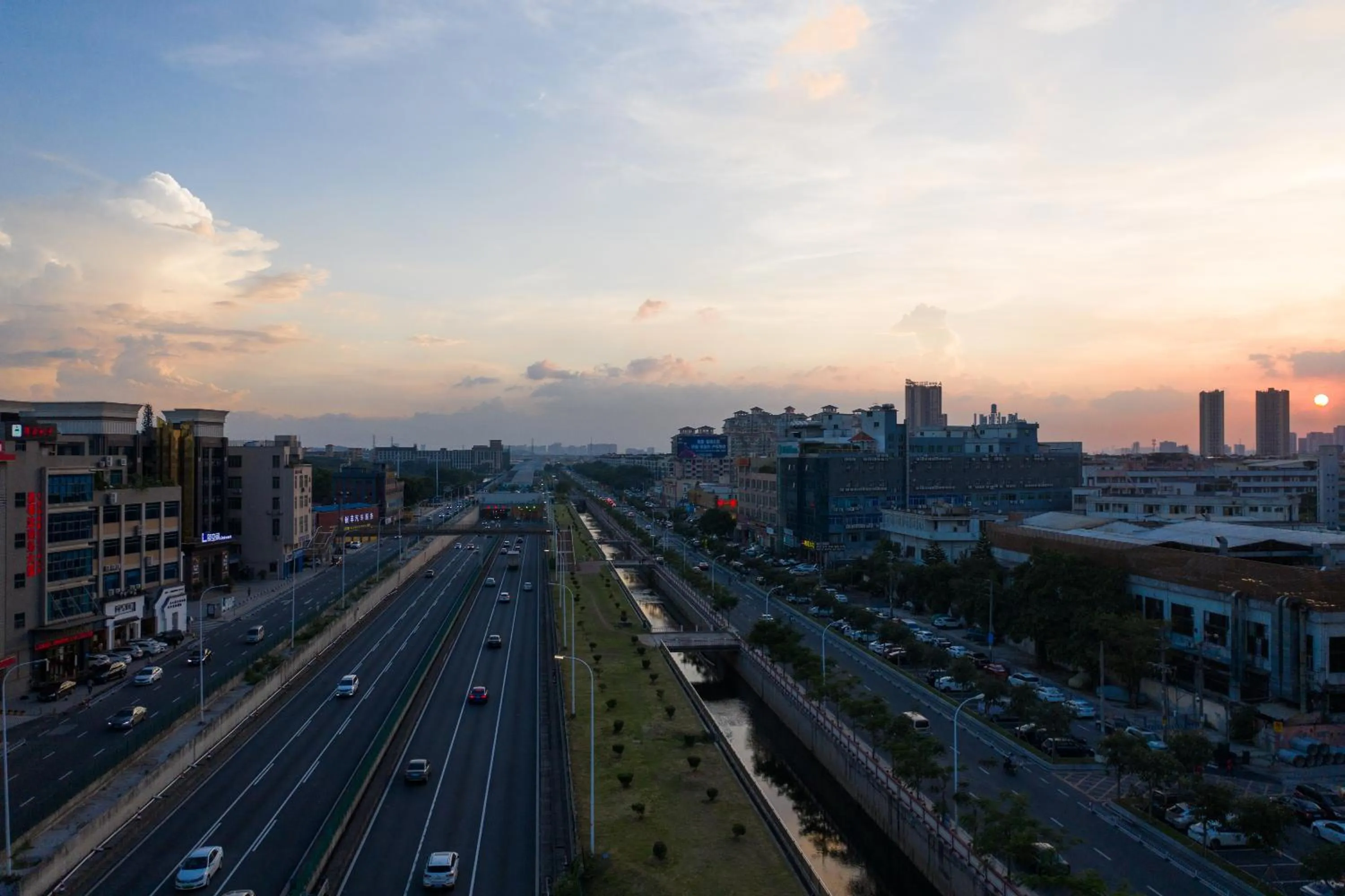 Neighbourhood in Paco Hotel Guangzhou South Railway Station Panyu Changlong Branch