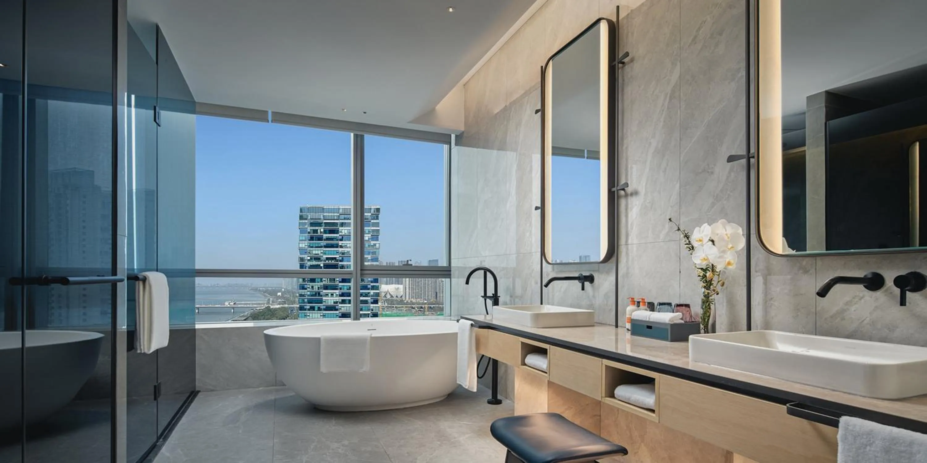 Bathroom in Crowne Plaza Hangzhou Riverside by IHG