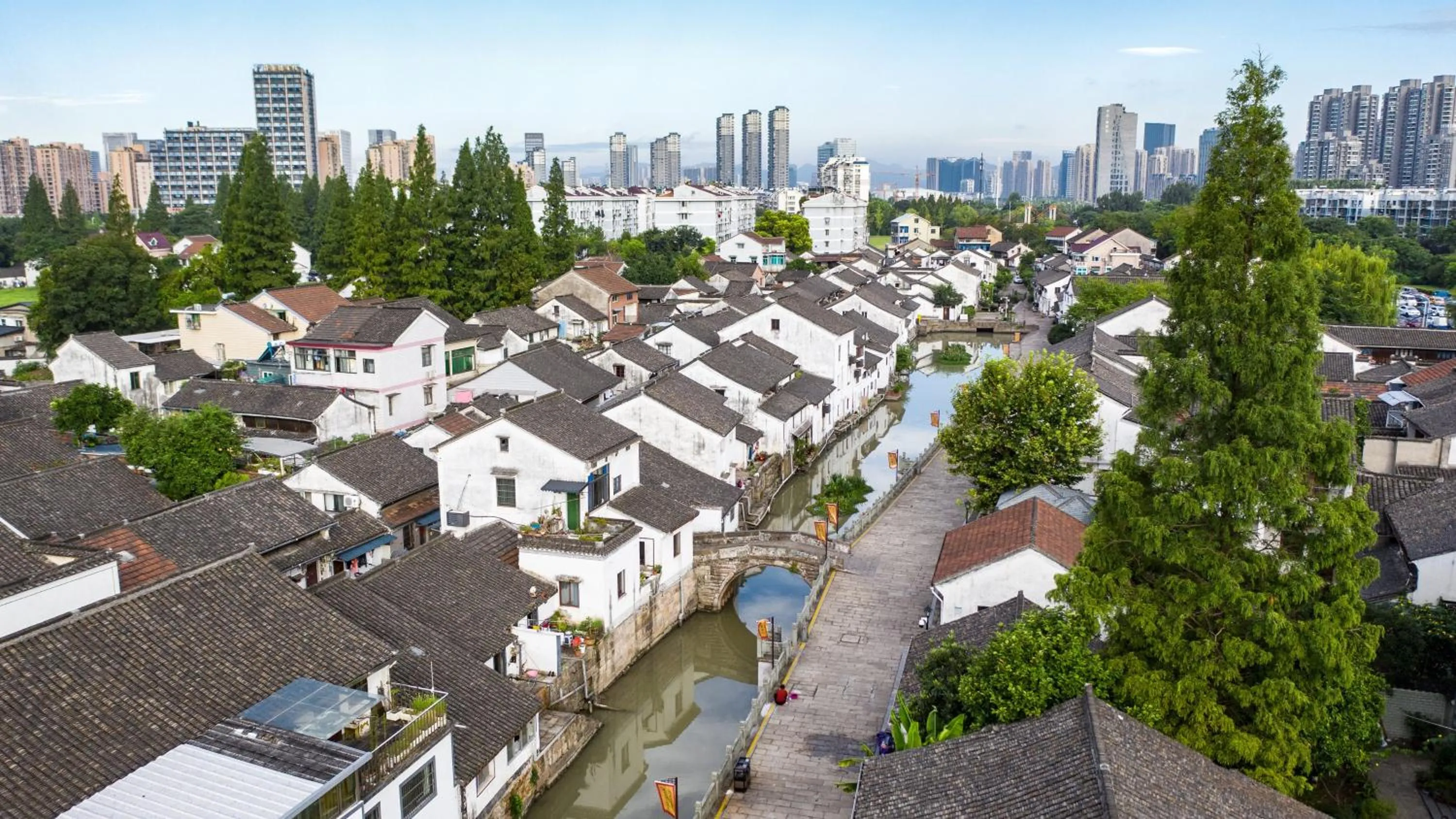 Nearby landmark in Crowne Plaza Hangzhou Riverside by IHG