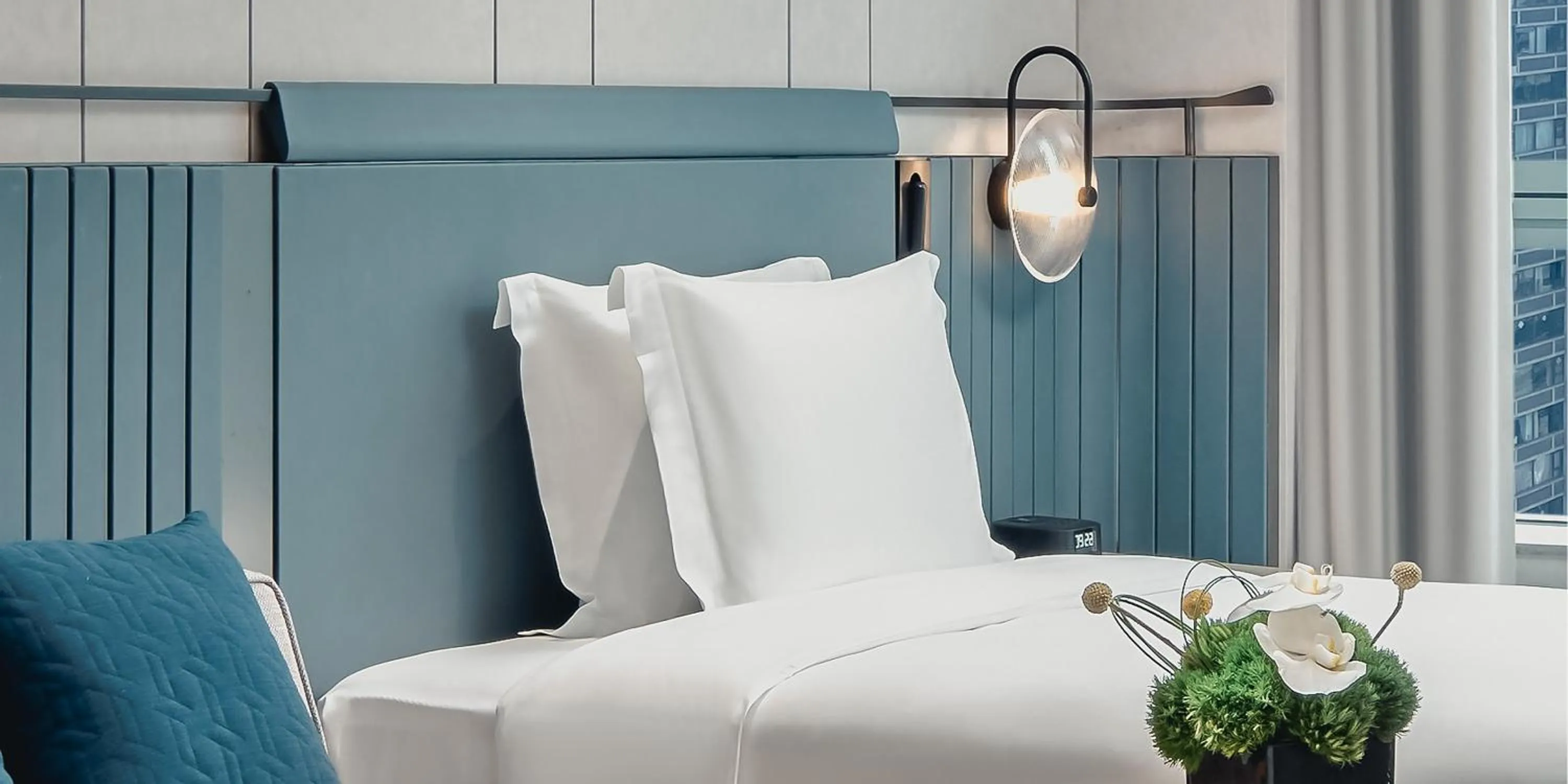 Photo of the whole room, Bed in Crowne Plaza Hangzhou Riverside by IHG