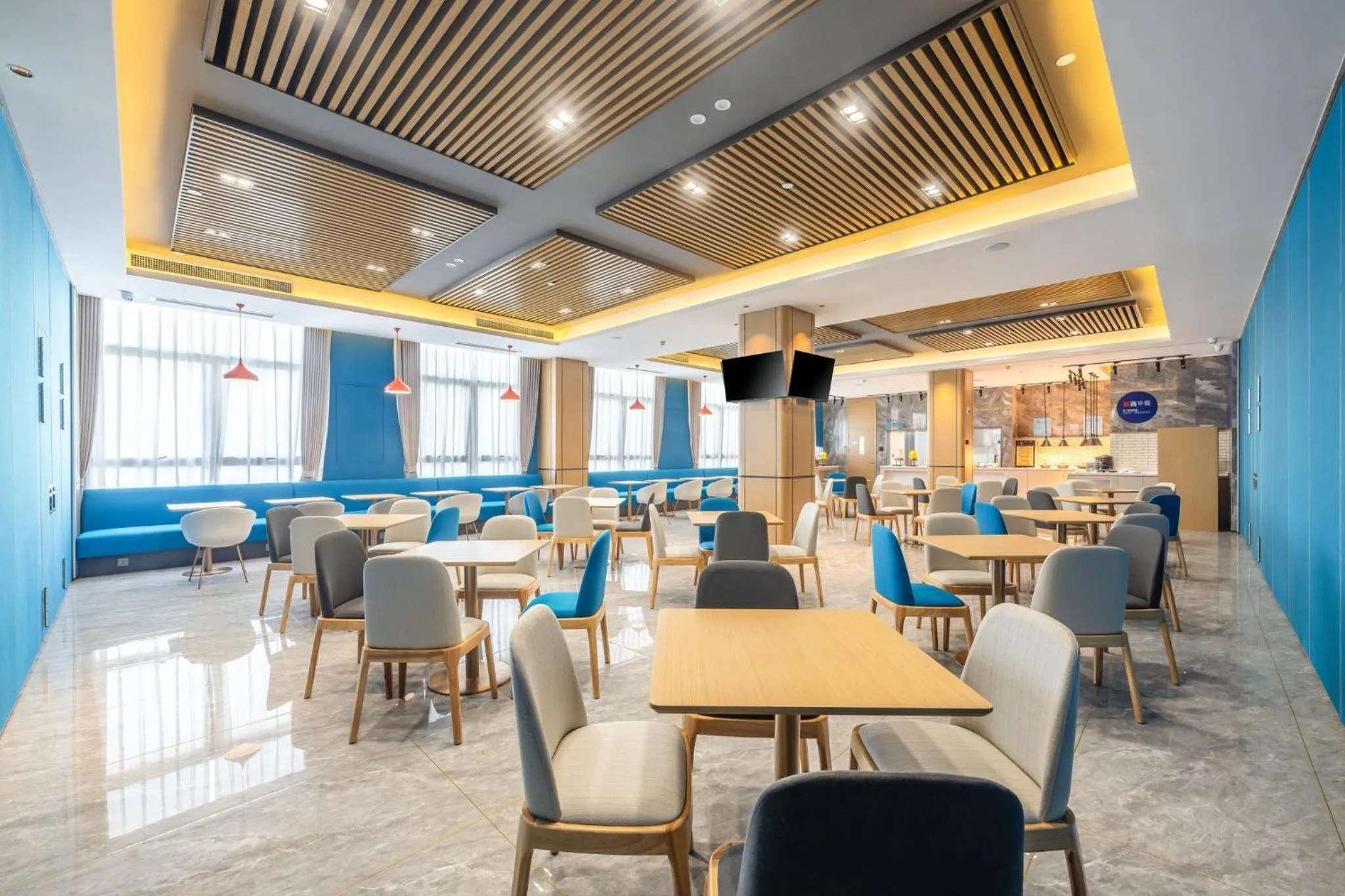 Restaurant/places to eat in Holiday Inn Express Jurong Xianlin