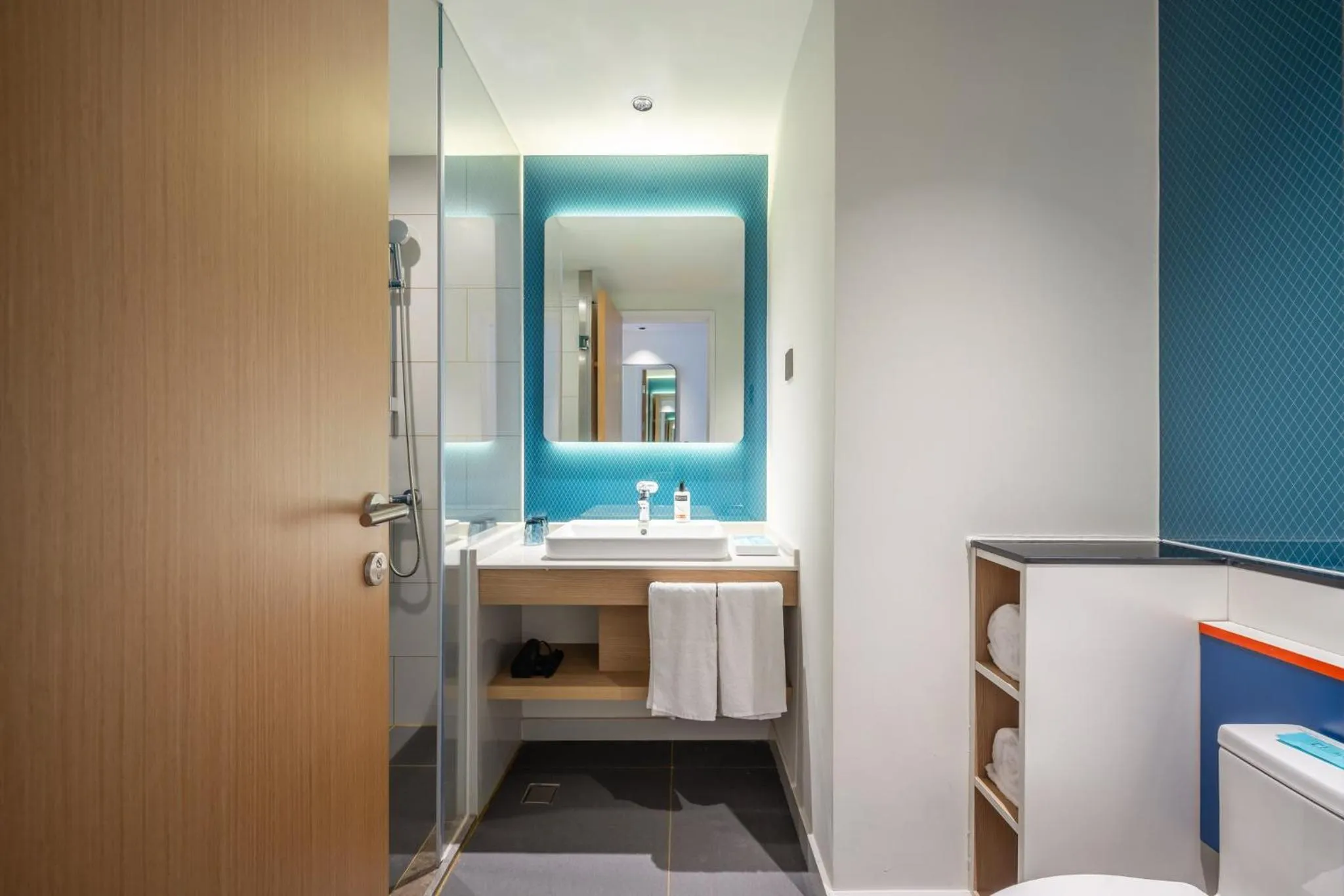 Bathroom in Holiday Inn Express Jurong Xianlin
