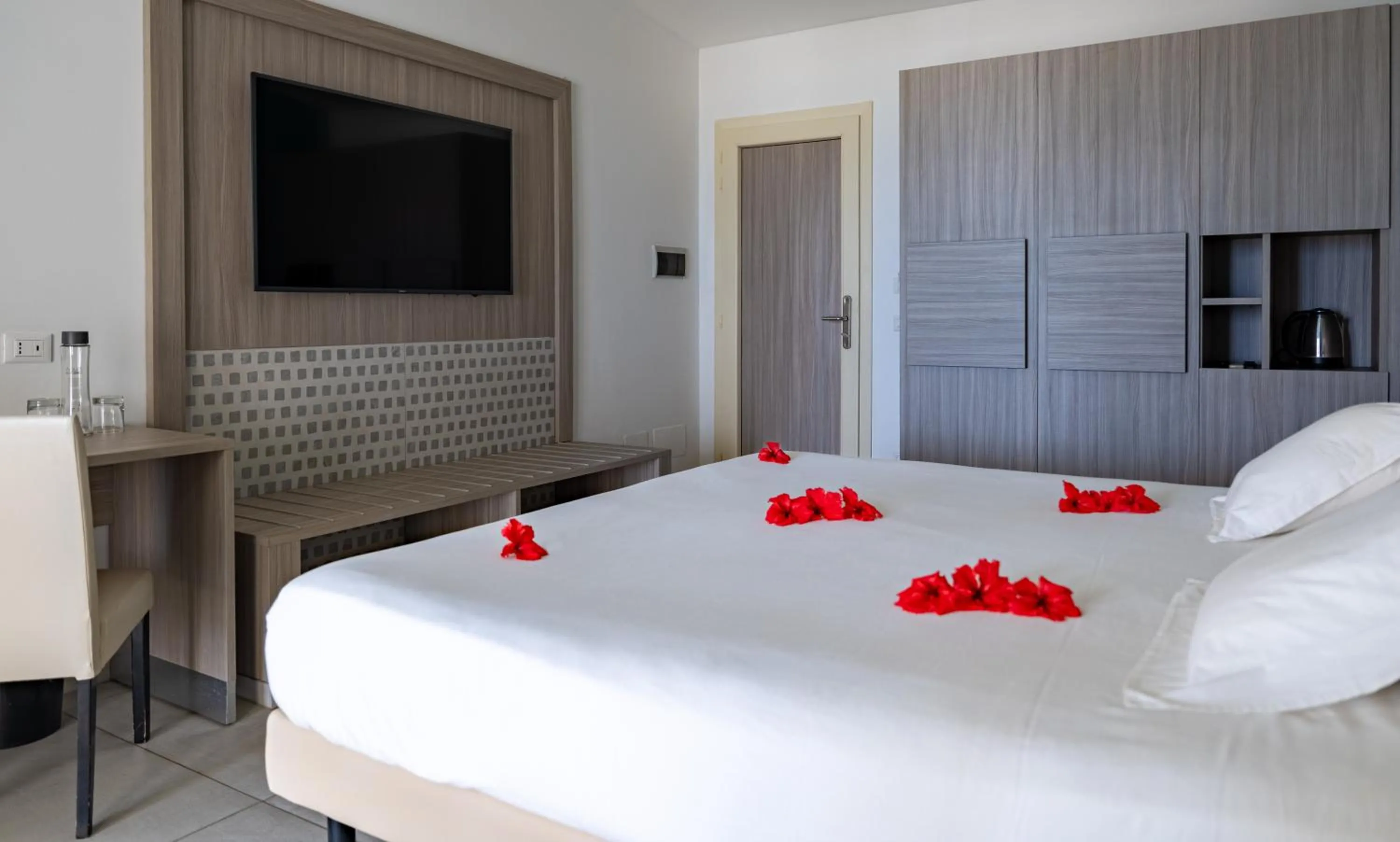 Bedroom, Bed in VOI Praia de Chaves Resort