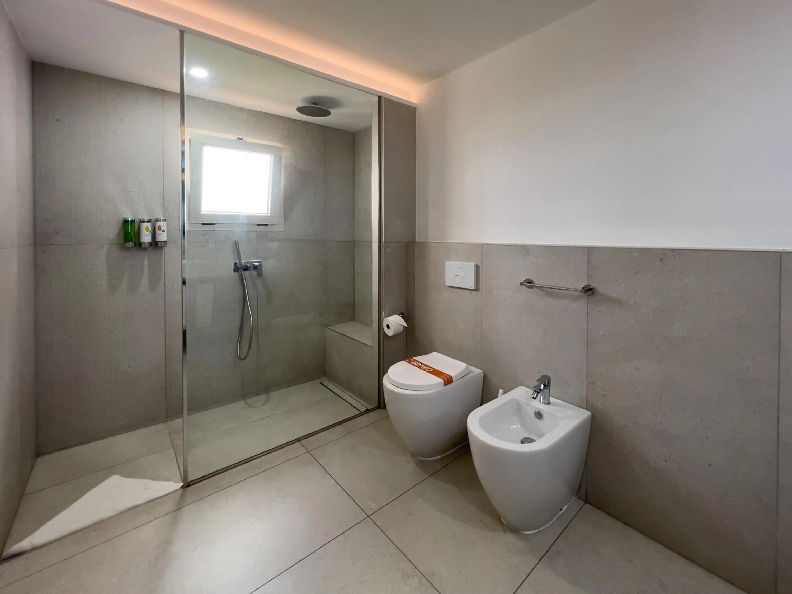 Bathroom in VOI Praia de Chaves Resort