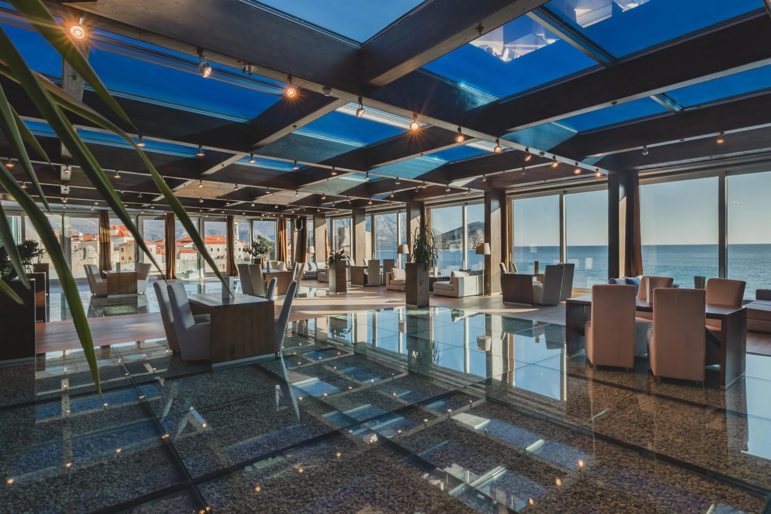 Lounge or bar in Avala Resort & Villas