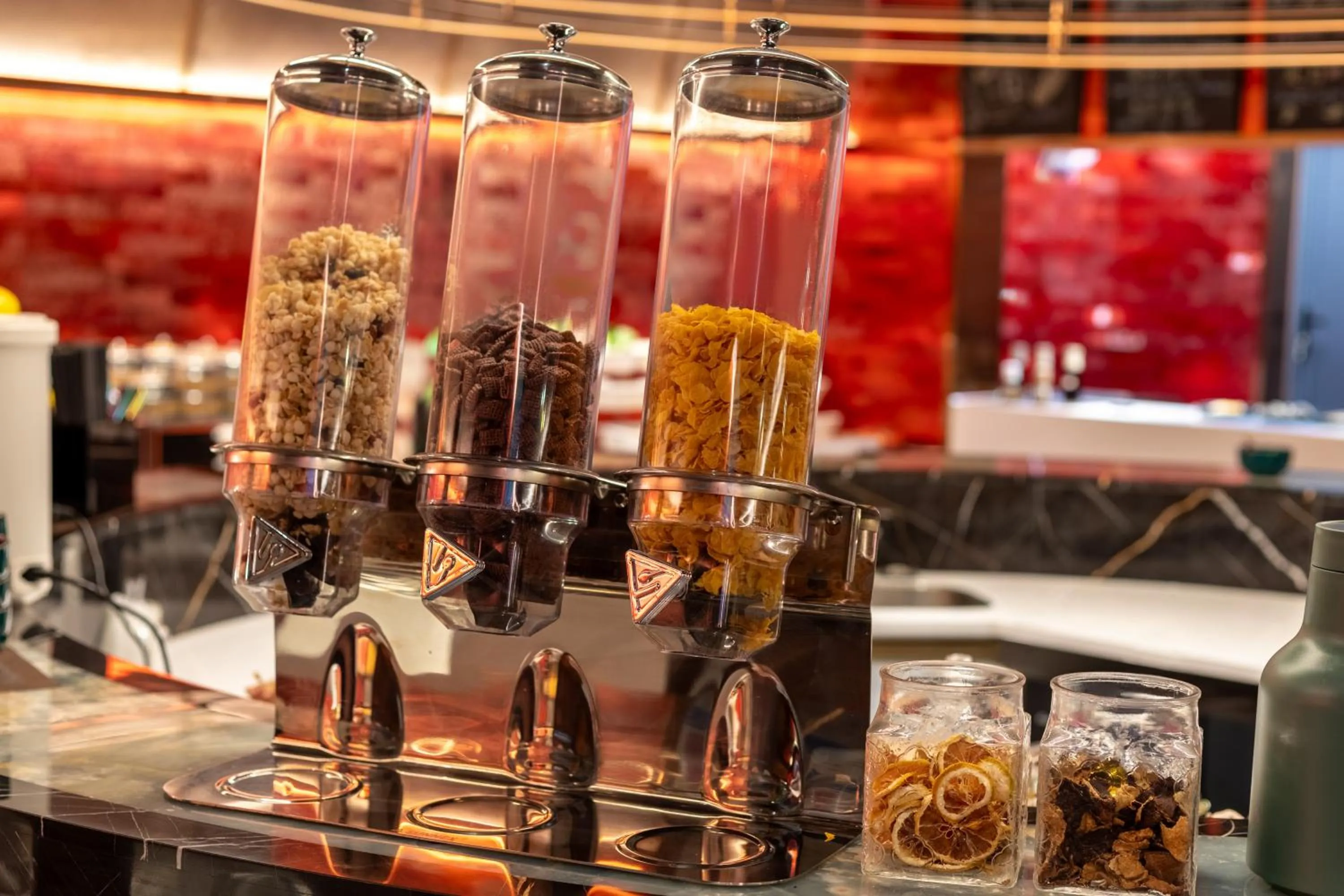 Breakfast in Echarm PLUS International Hotel Zhujiang New Town Wuyangcun Metro Station Branch- Free Deliver Service to Canton Fair Complex During Canton Fair Period