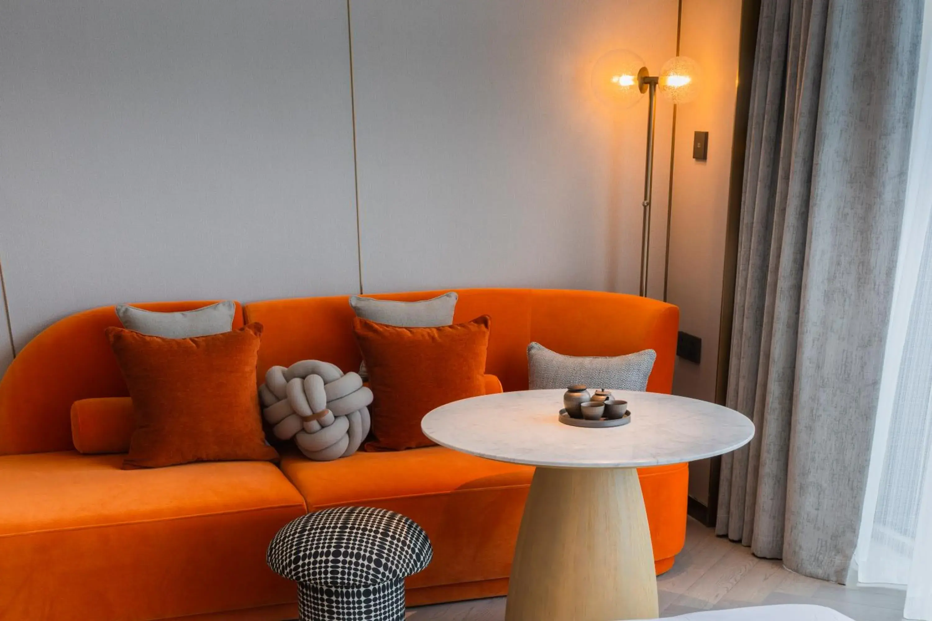 Living room in Hotel Indigo Hangzhou Tianmushan Living room in Hotel Indigo Hangzhou Tianmushan