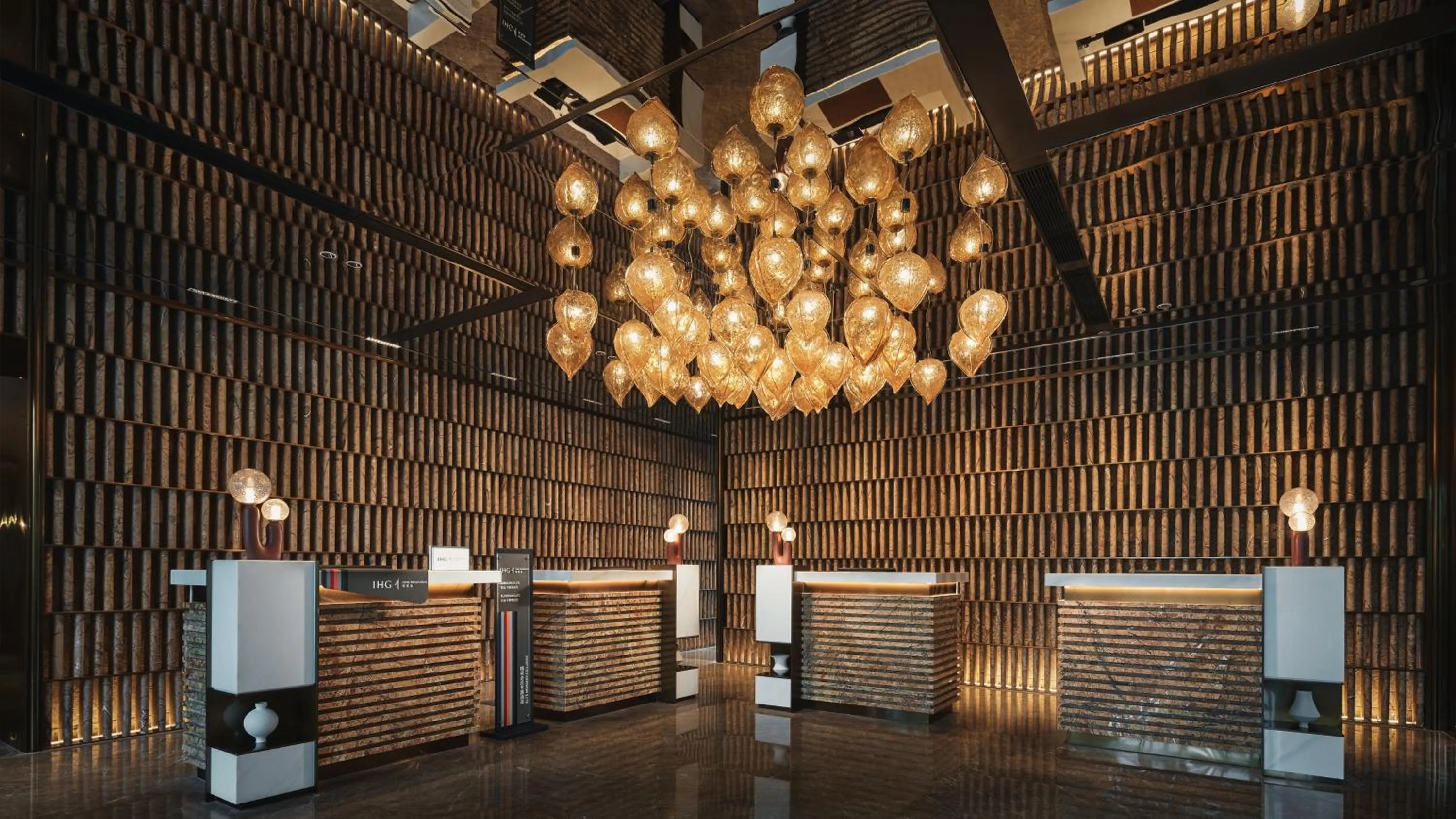 Property building in Hotel Indigo Hangzhou Tianmushan