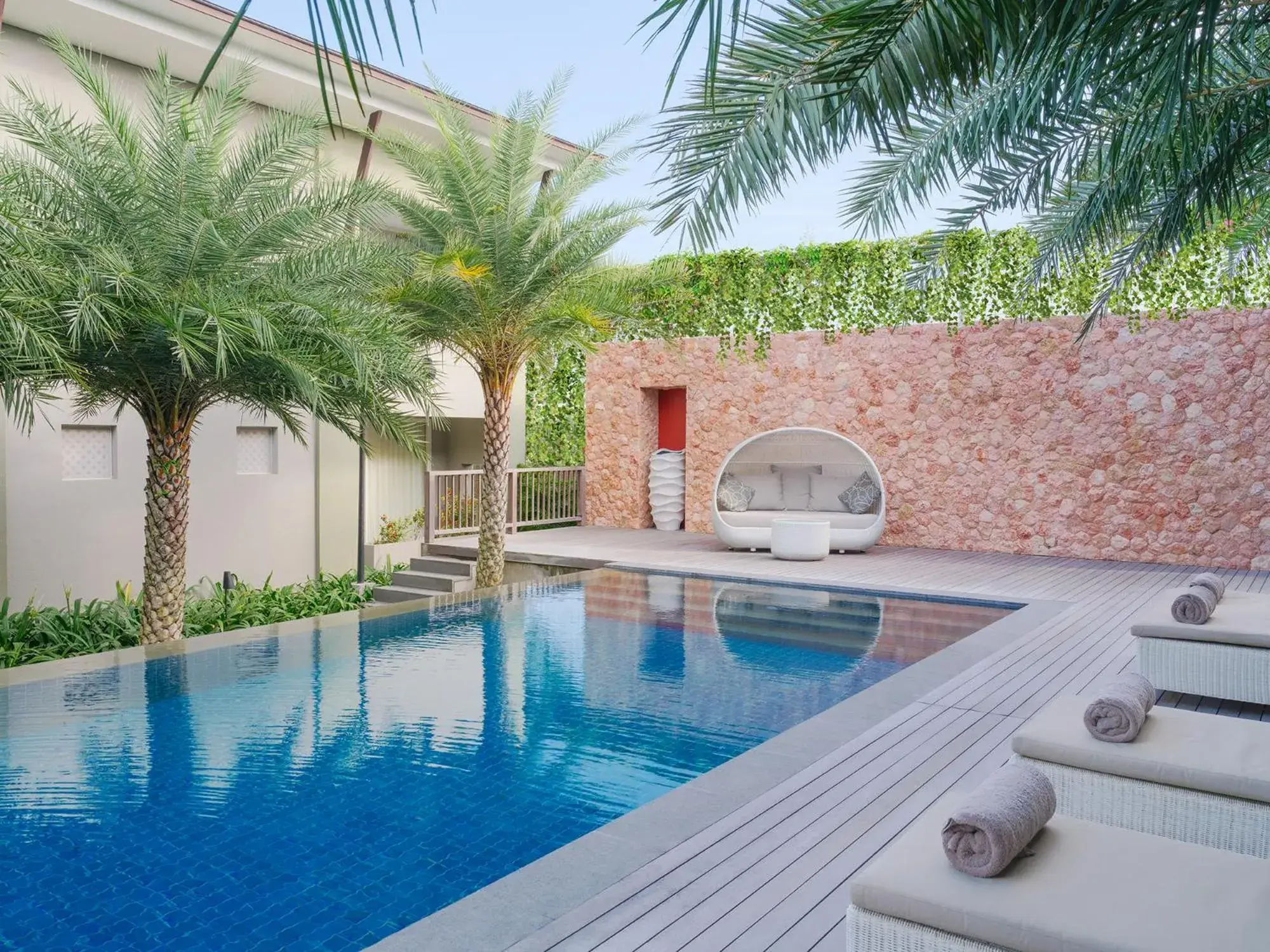 Property building in Chesa Canggu Property building in Chesa Canggu