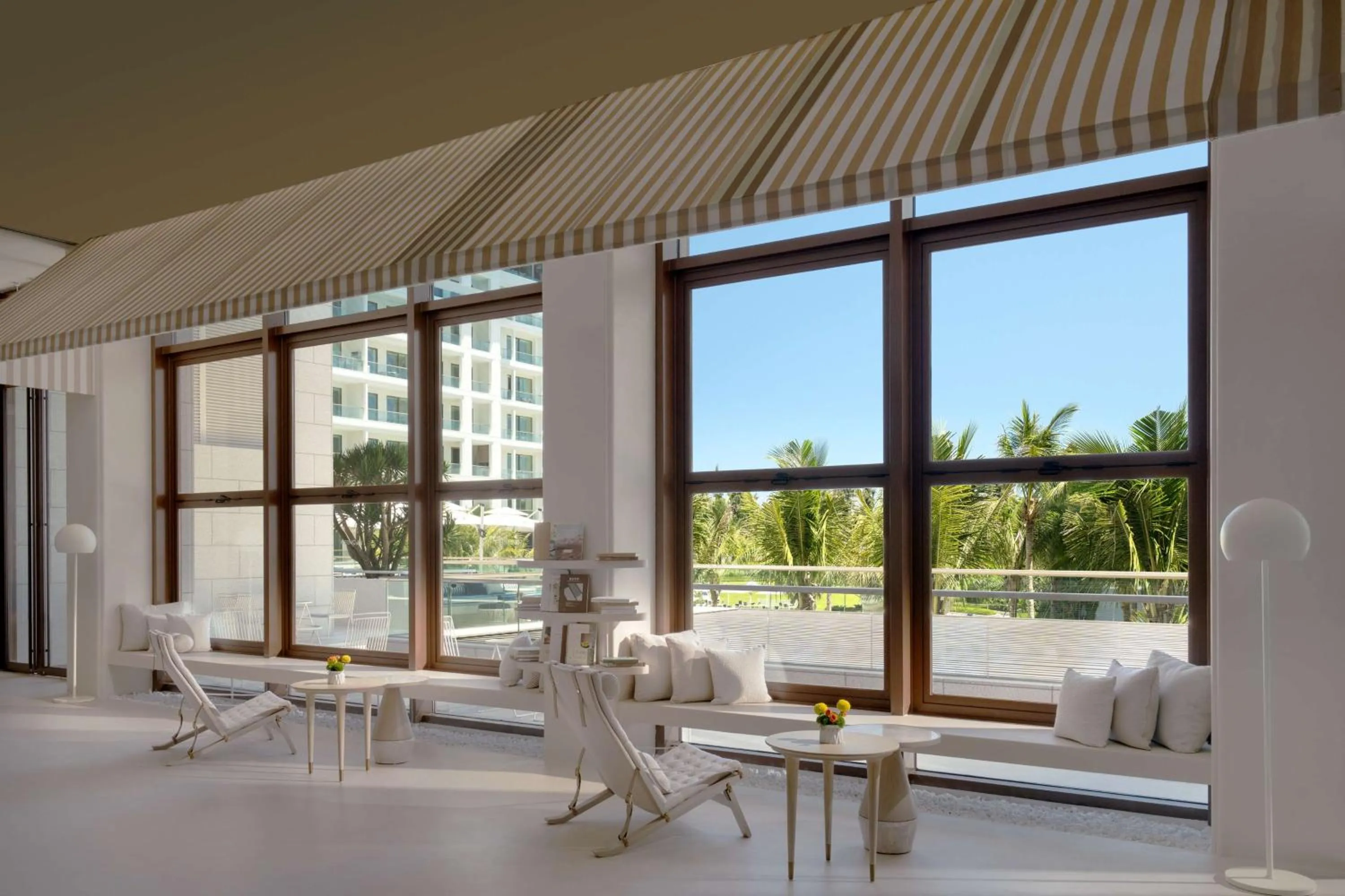 Lobby or reception in The Mermoon Resort Hainan Tufu Bay, Tapestry By Hilton