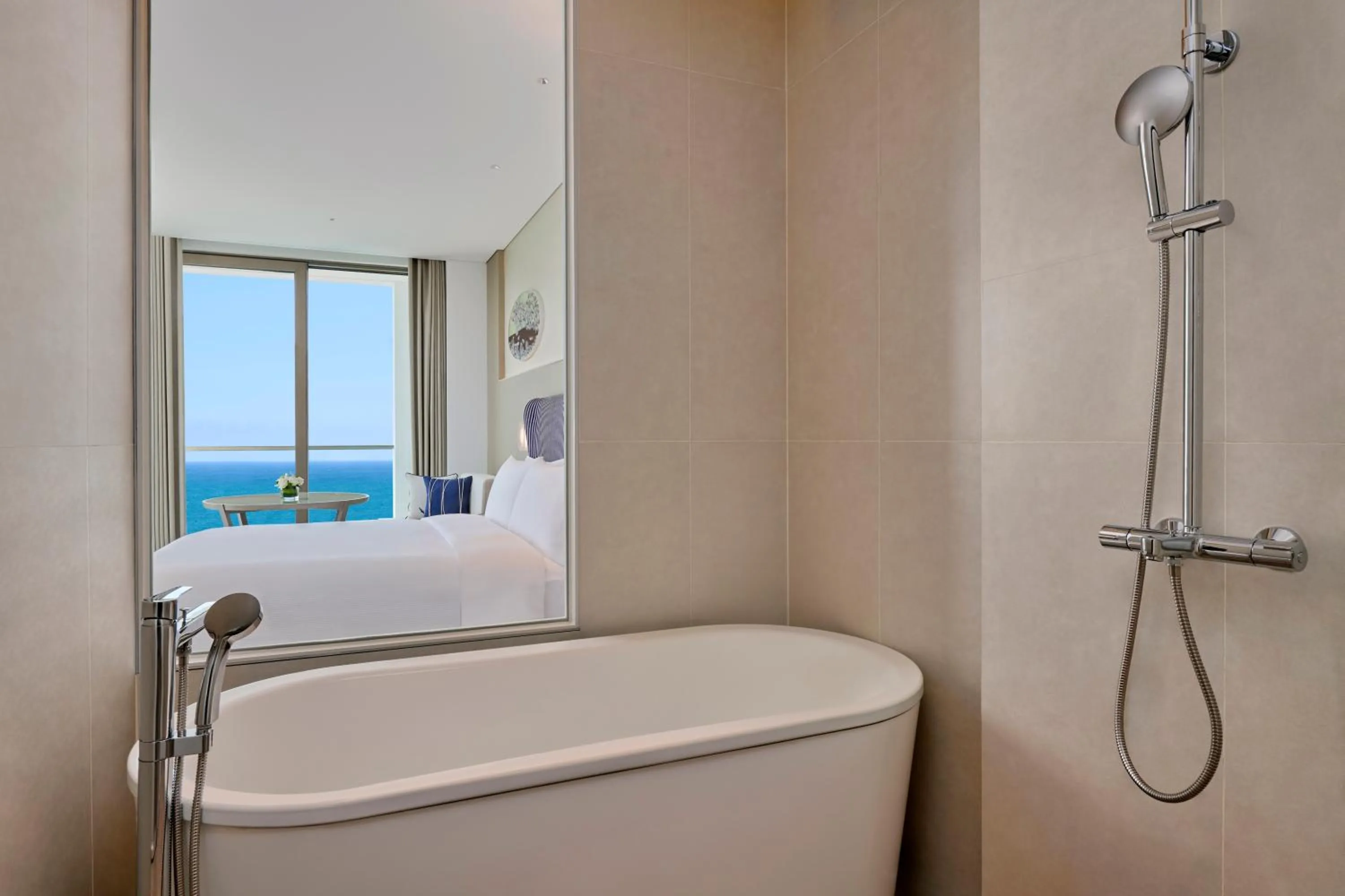 Photo of the whole room in The Mermoon Resort Hainan Tufu Bay, Tapestry By Hilton