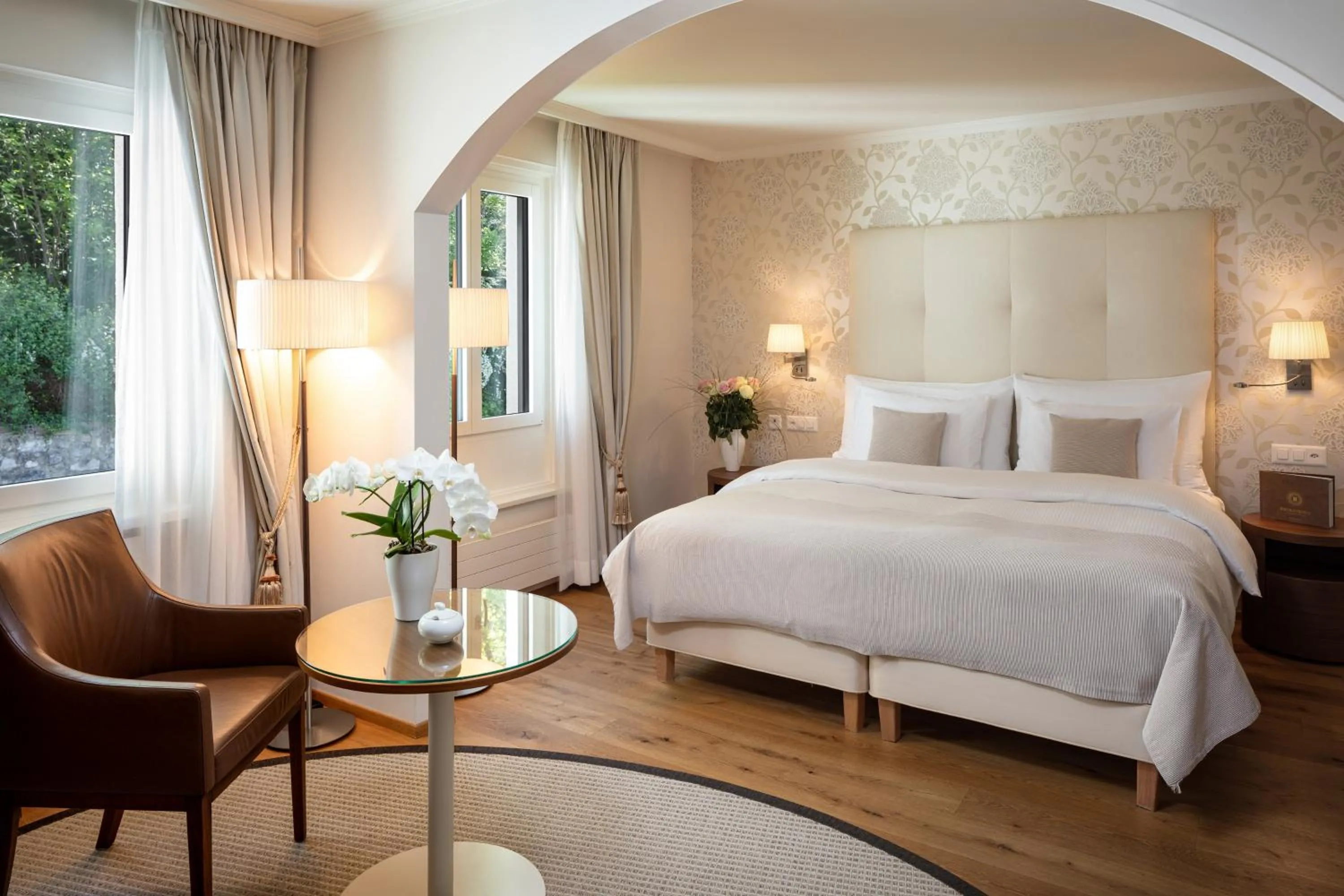 Staff, Bed in Park Hotel Sonnenhof - Relais & Châteaux