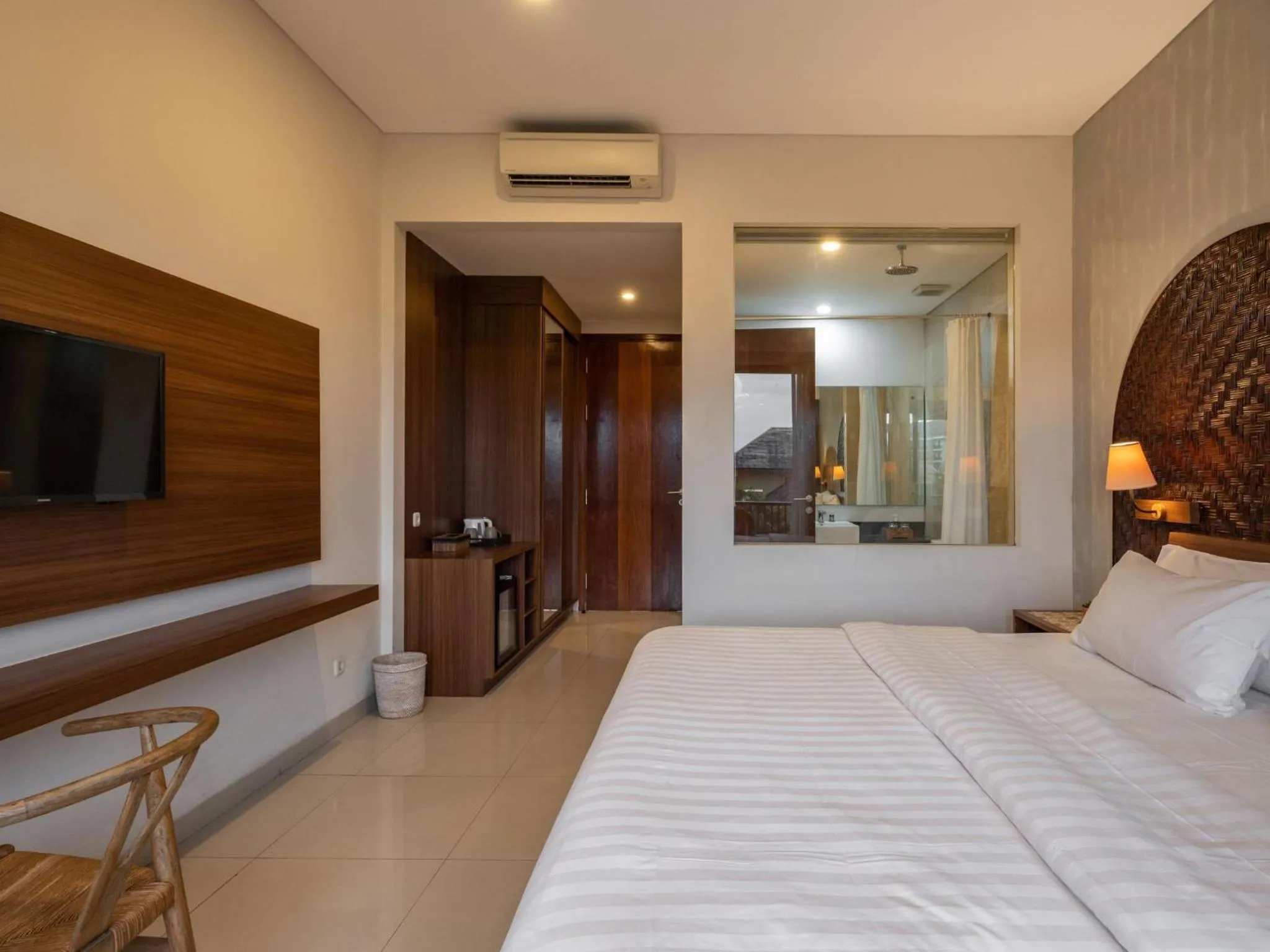 Bedroom, Bed in Cove Tevana