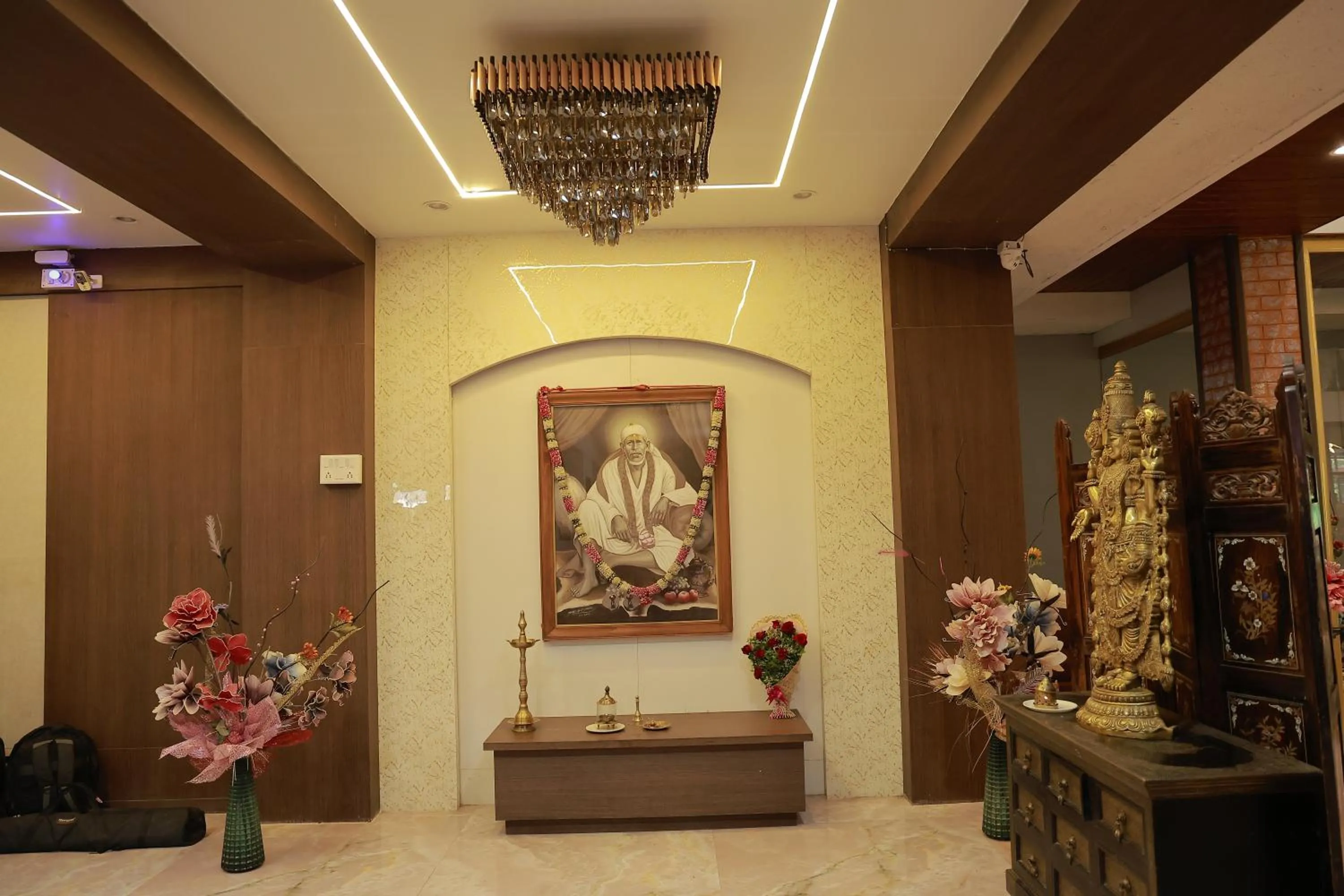 Lobby or reception in Hotel Sai Palkhi Niwara