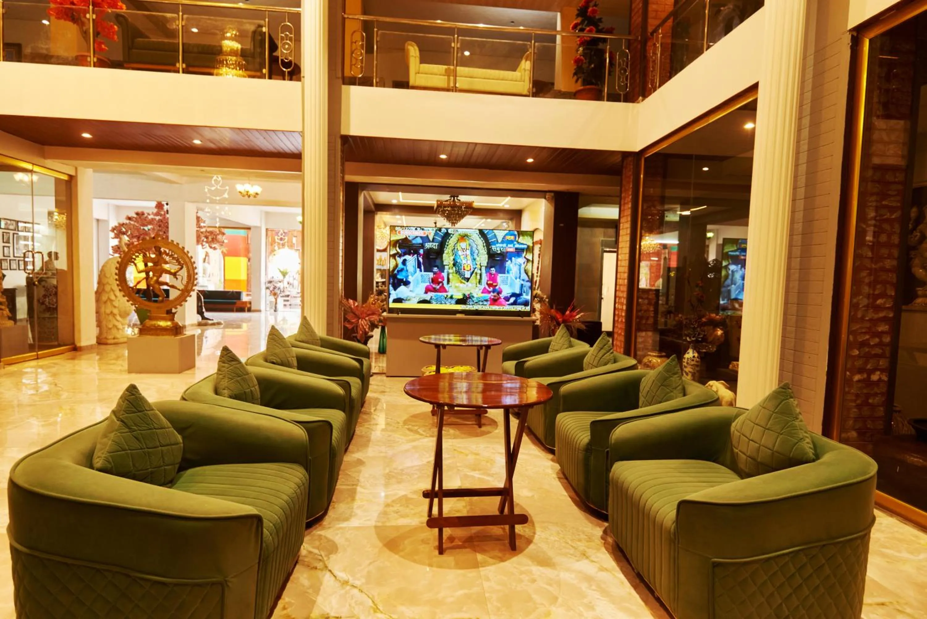 Lobby or reception in Hotel Sai Palkhi Niwara