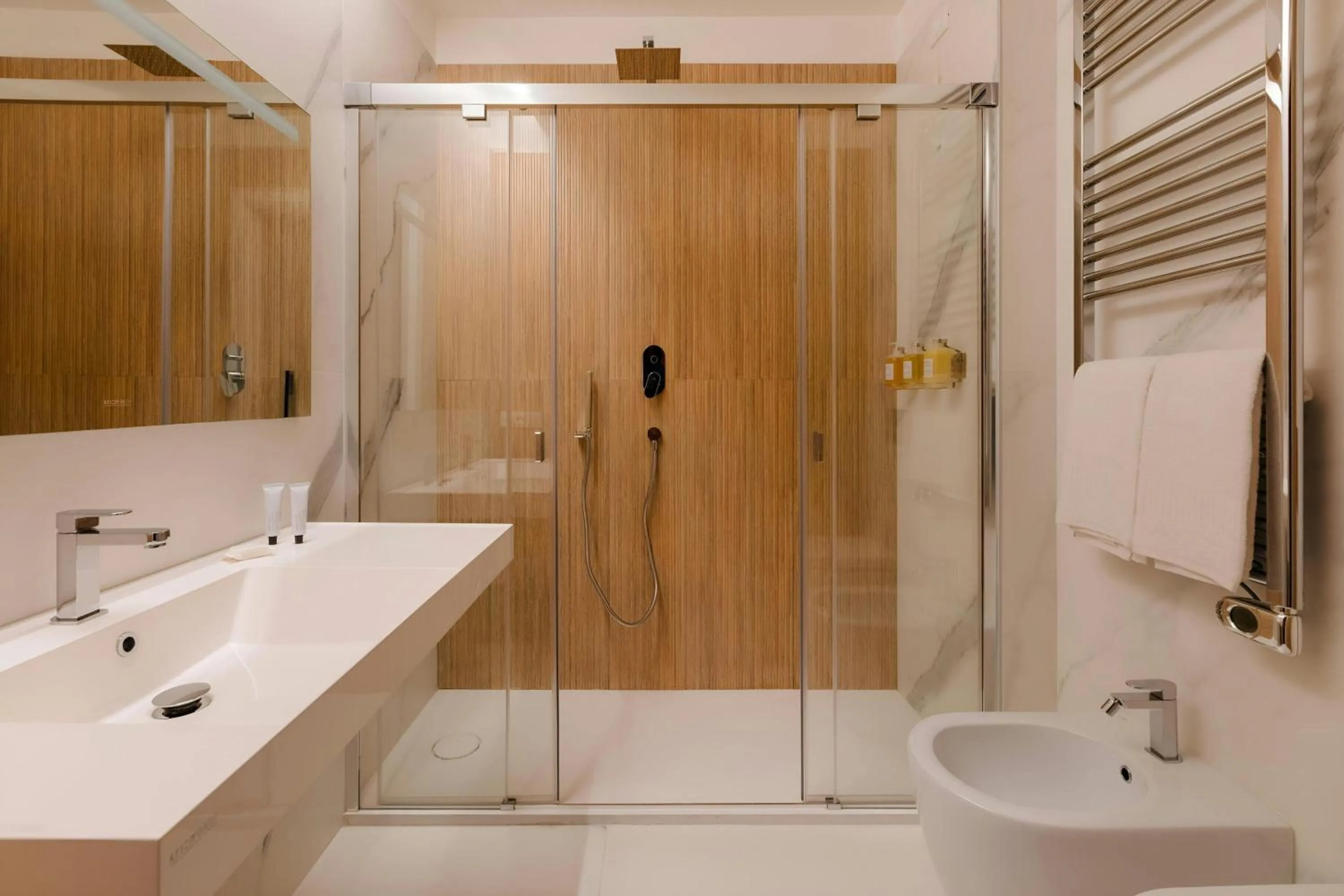 Bathroom in Sonder by Marriott Bonvoy Antinoo Apartments Piazza del Parlamento