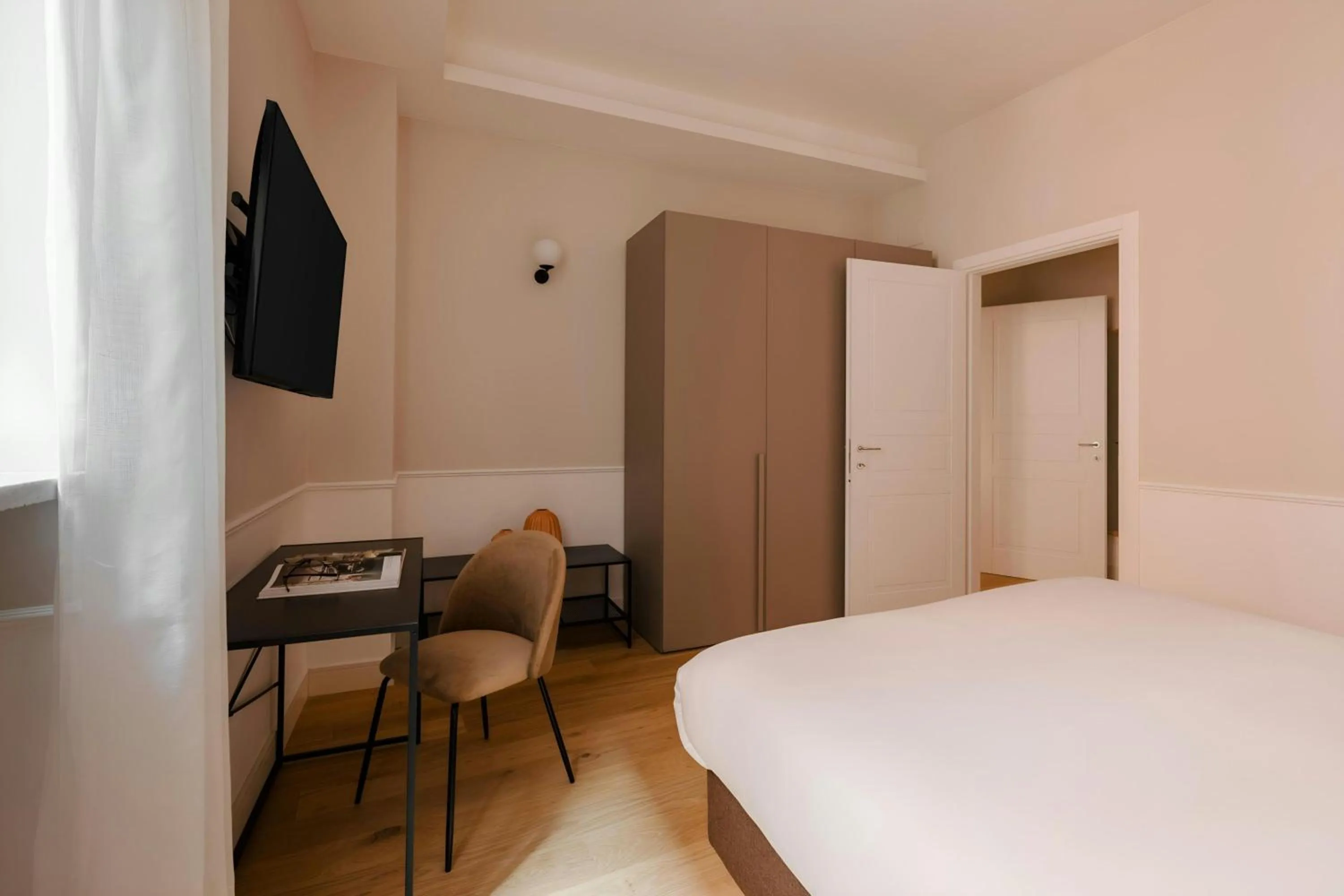 Bedroom, Bed in Sonder by Marriott Bonvoy Antinoo Apartments Piazza del Parlamento