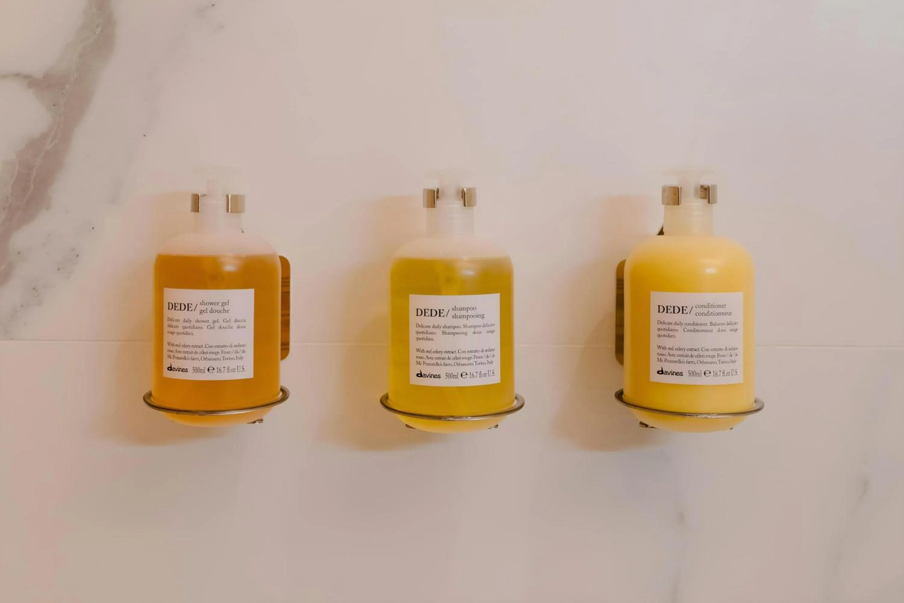 Bathroom in Sonder by Marriott Bonvoy Antinoo Apartments Piazza del Parlamento