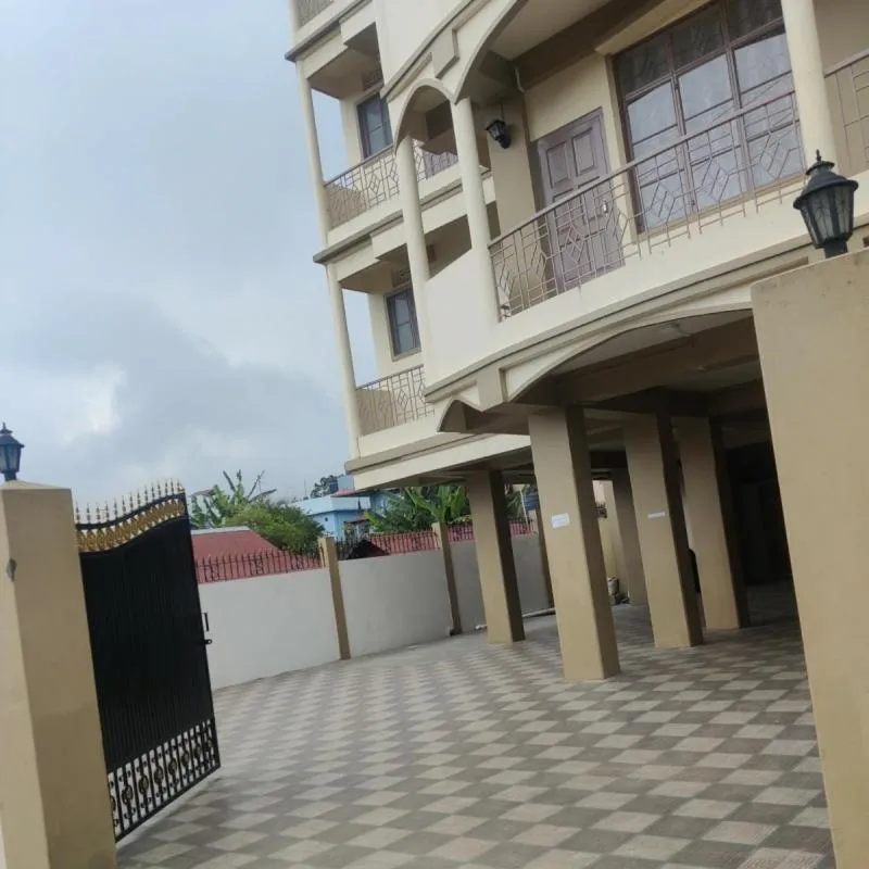 Parking in Magvaris Comfort Inn