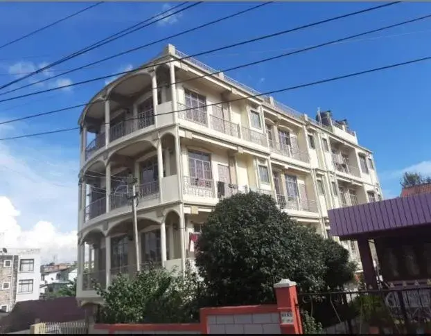 Property building in Magvaris Comfort Inn Property building in Magvaris Comfort Inn