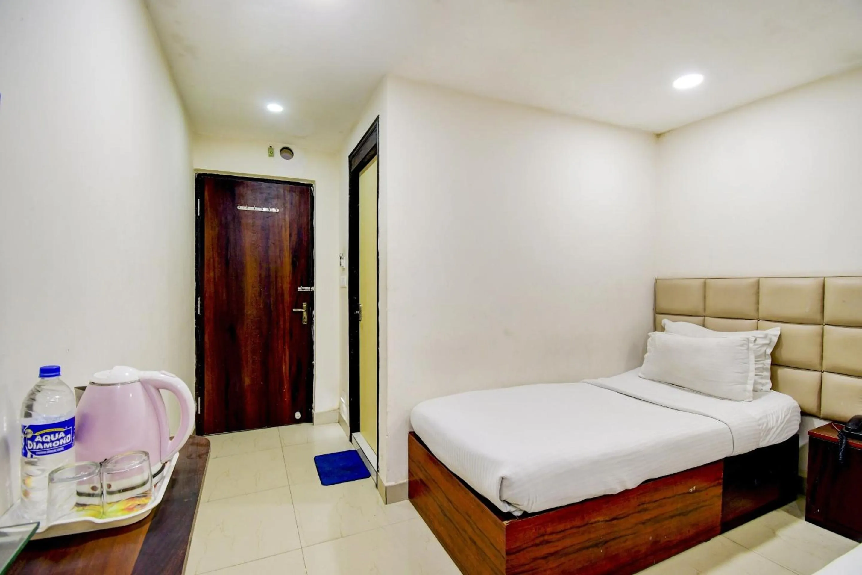 Bedroom, Bed in Hotel O Kyd Guest House