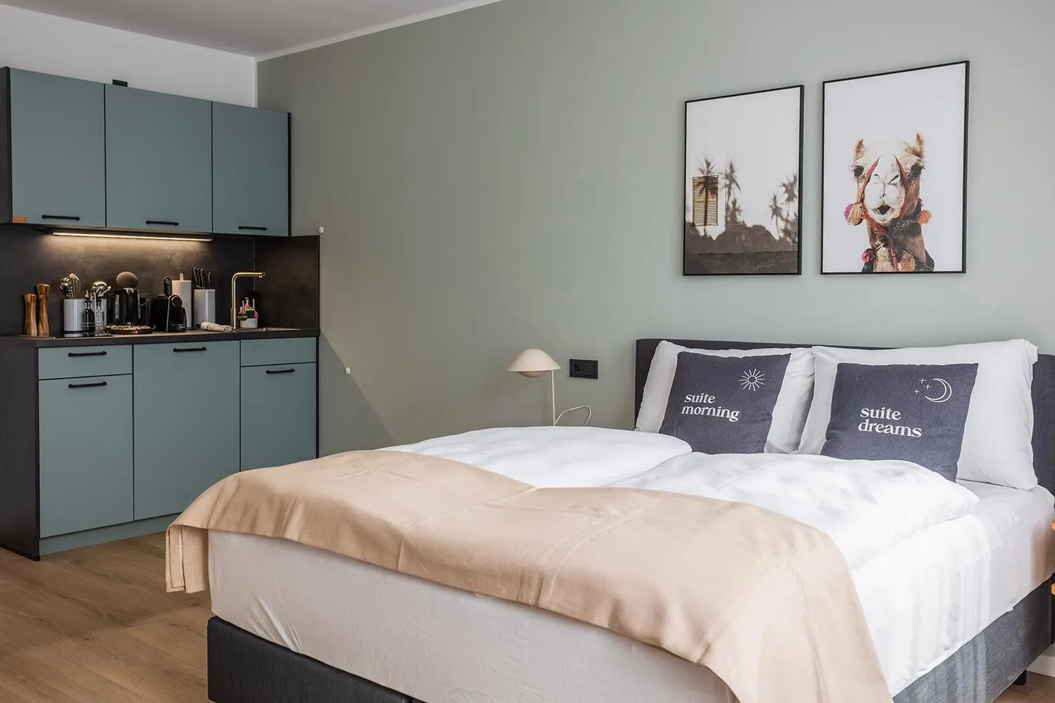 Bed in Limehome Villach Hauptplatz