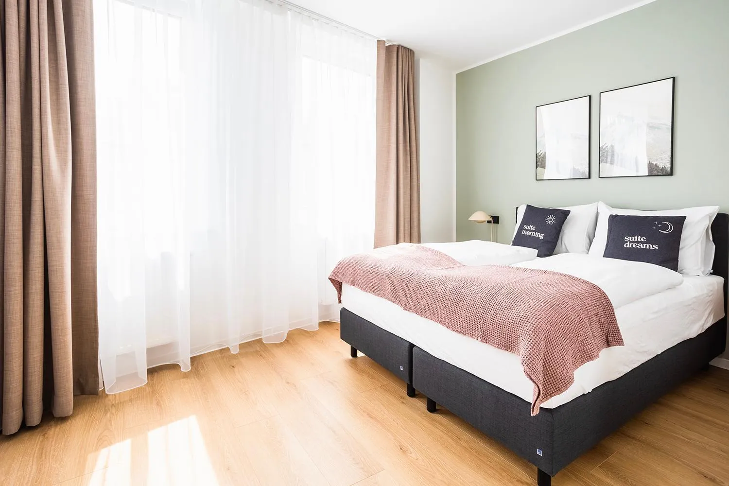 Bed in Limehome Villach Hauptplatz