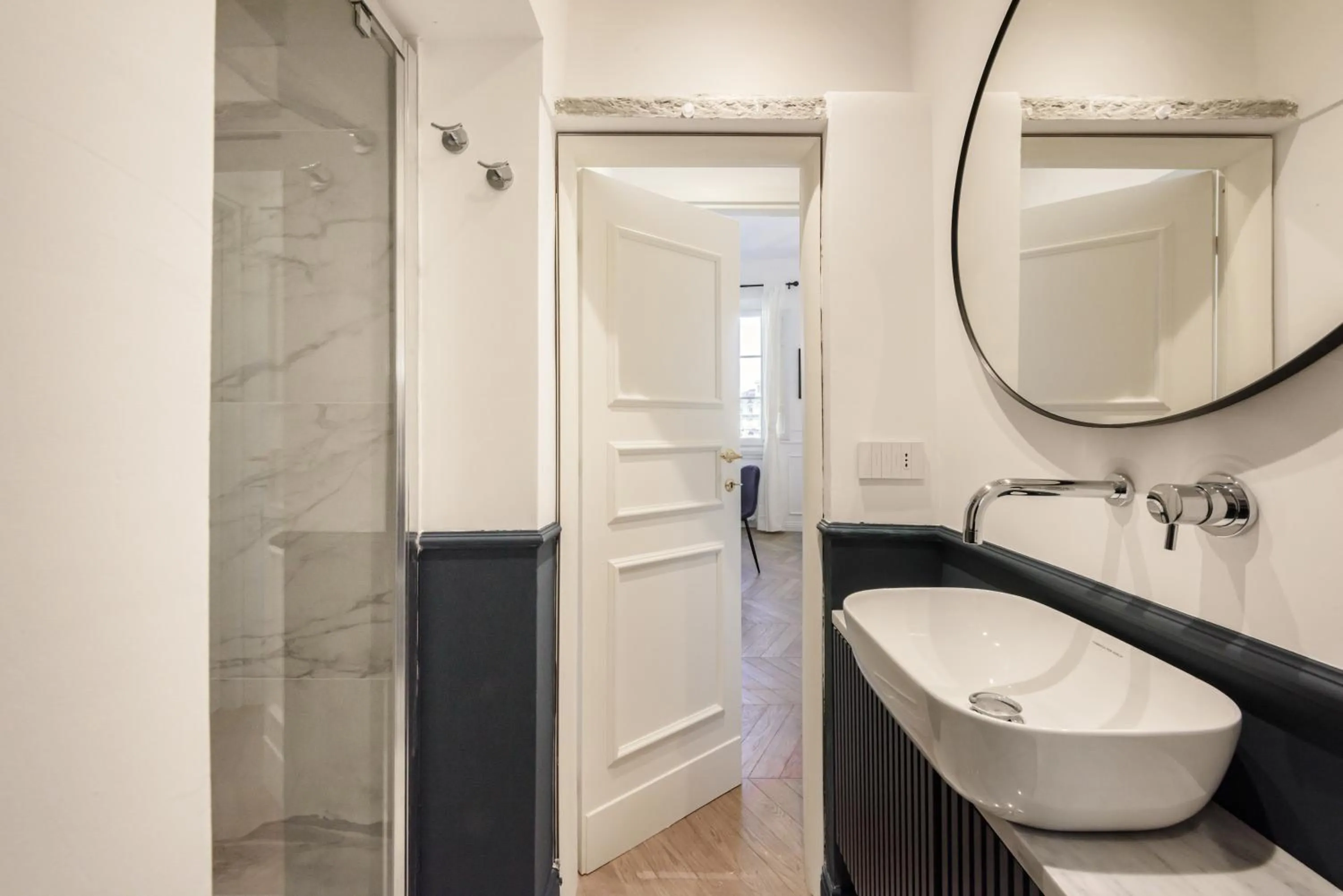 Shower in Luxury San Niccolò by Mmega