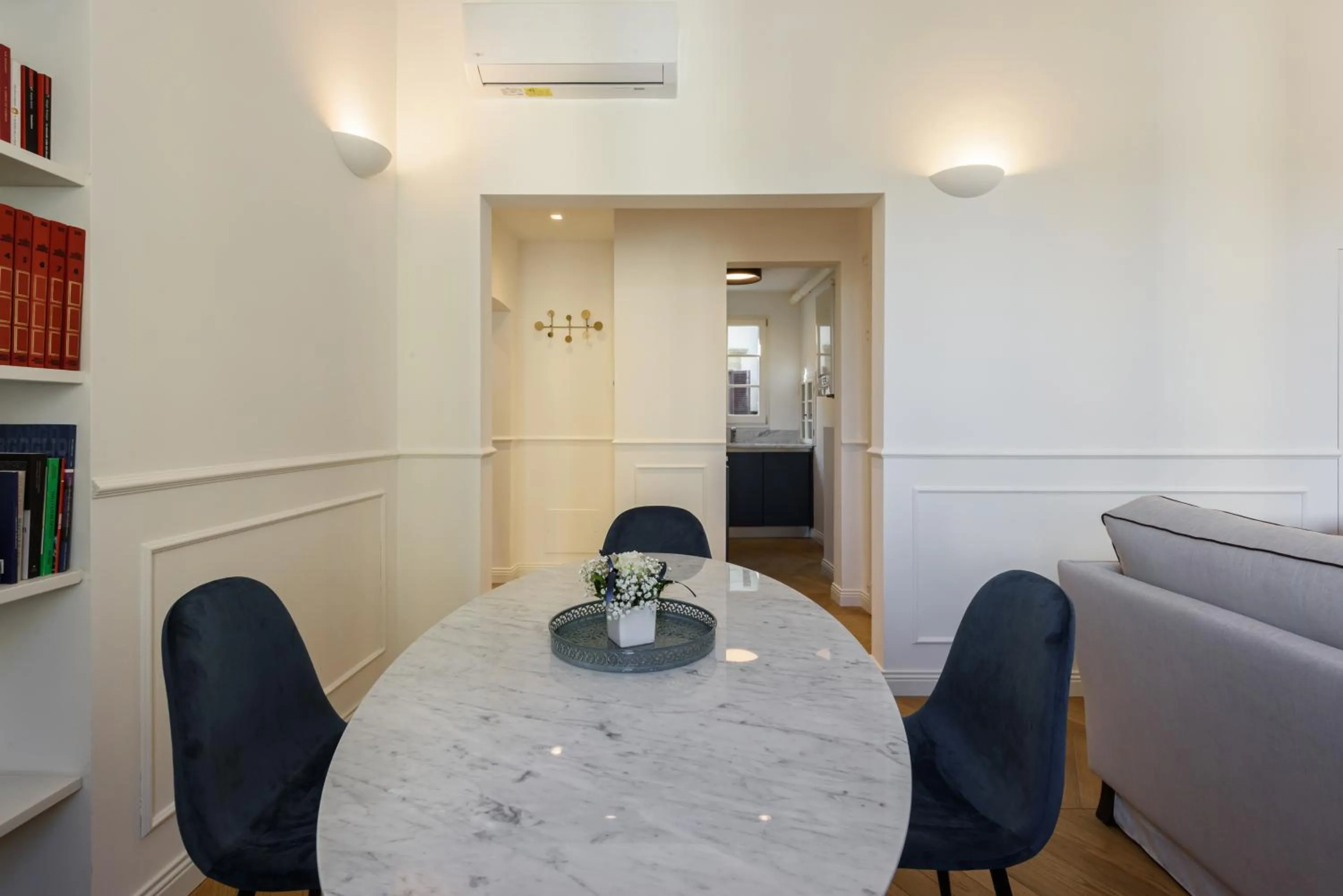 Kitchen or kitchenette in Luxury San Niccolò by Mmega