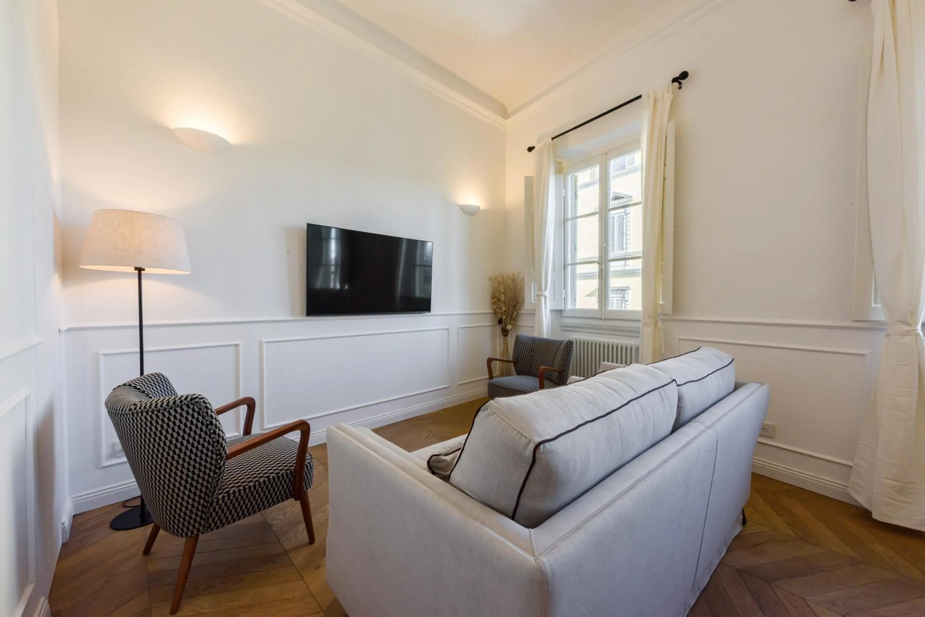 TV and multimedia in Luxury San Niccolò by Mmega