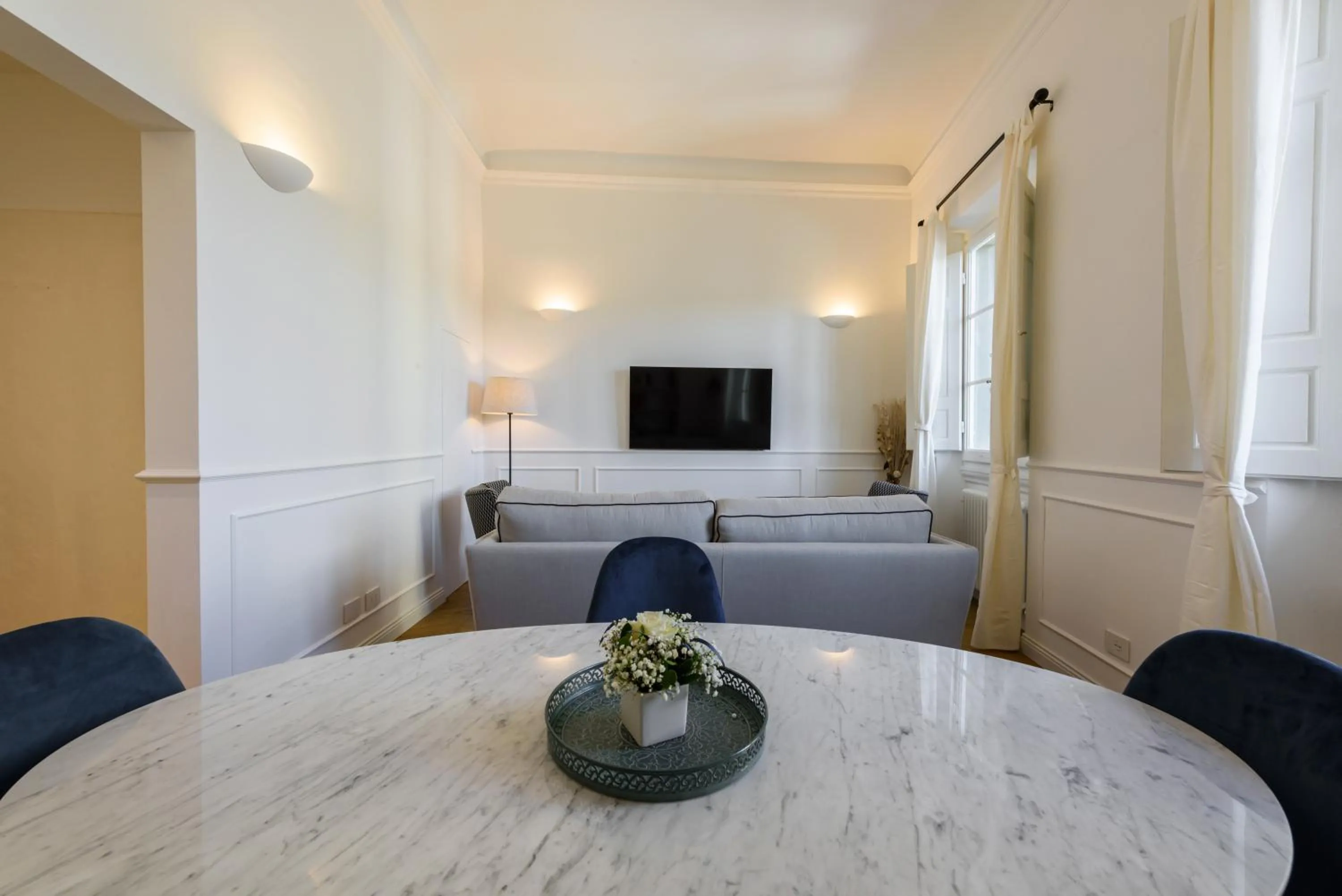 TV and multimedia in Luxury San Niccolò by Mmega