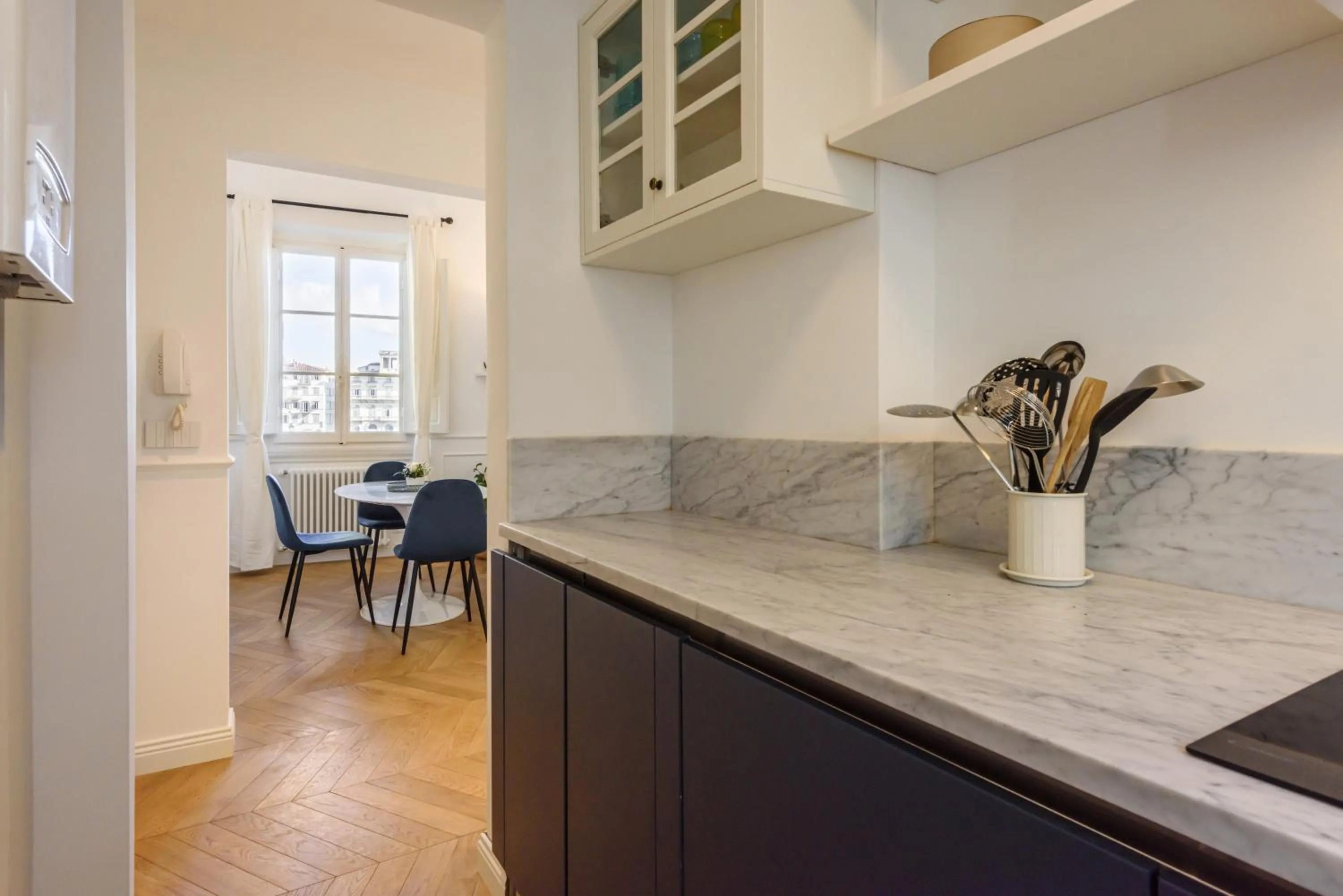 Kitchen or kitchenette in Luxury San Niccolò by Mmega