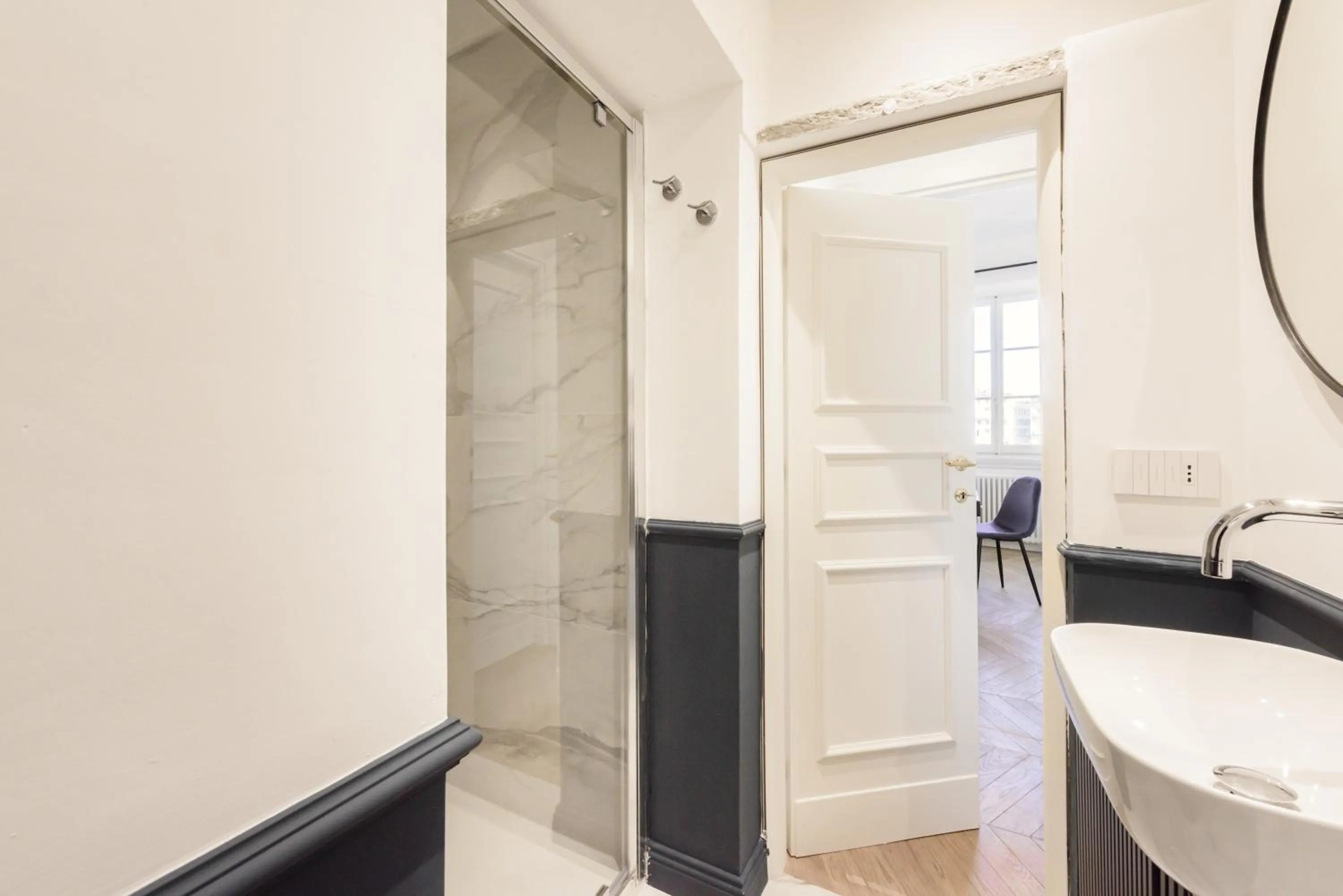 Shower in Luxury San Niccolò by Mmega