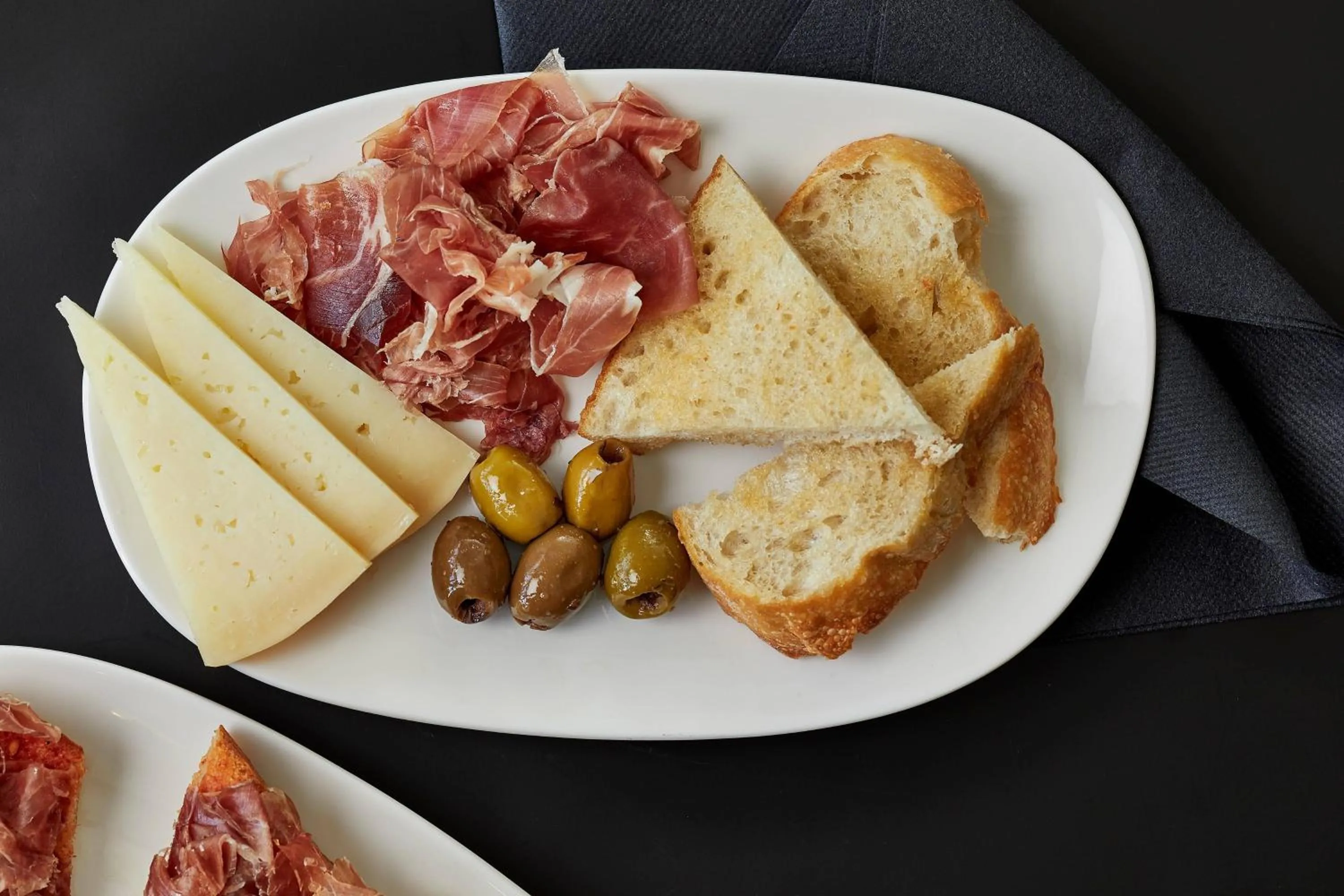 Lounge or bar in AC Hotel Miami Wynwood