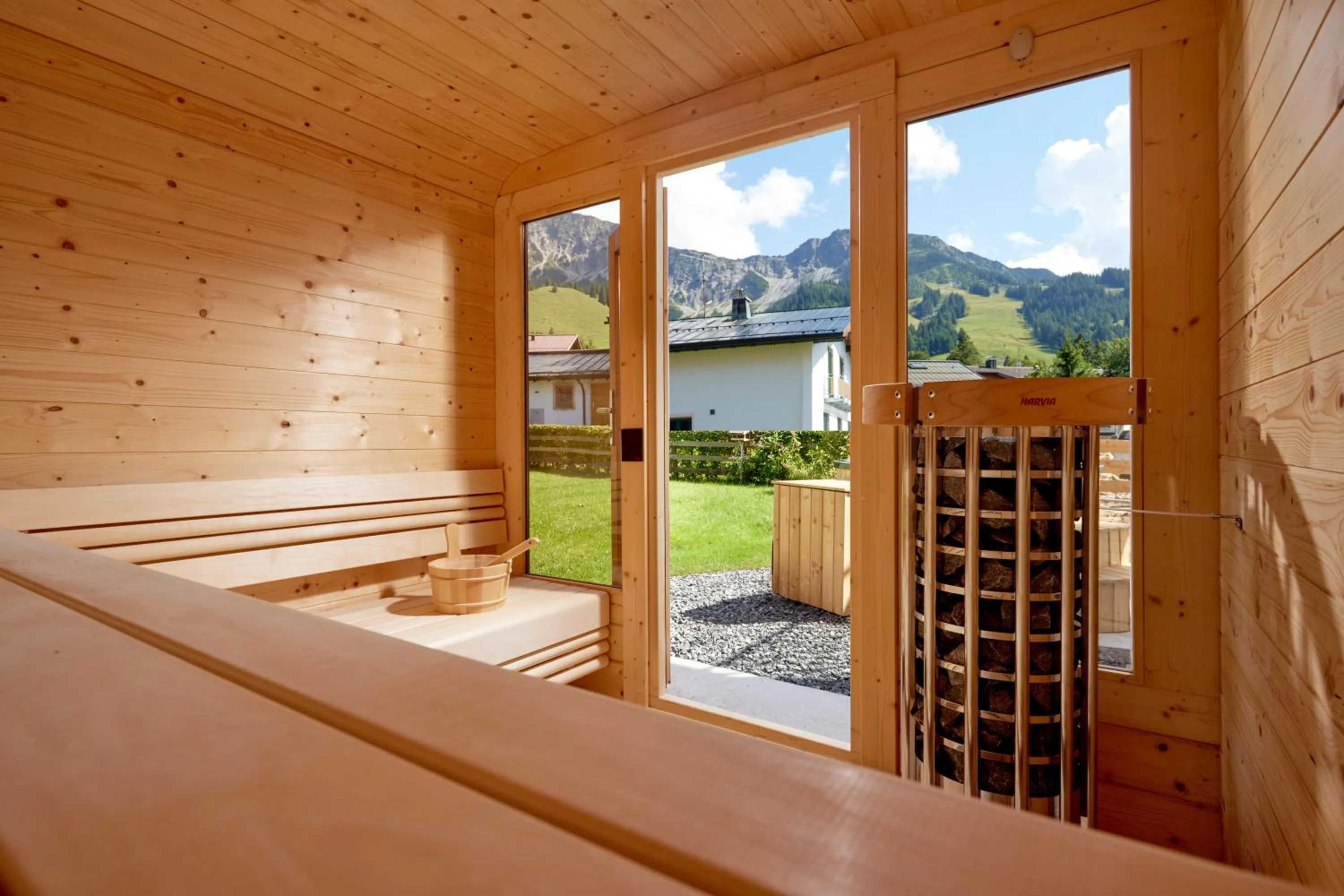 Sauna in BergBuddies - Übernachtung inklusive kostenlosen Bergbahntickets und vielem mehr