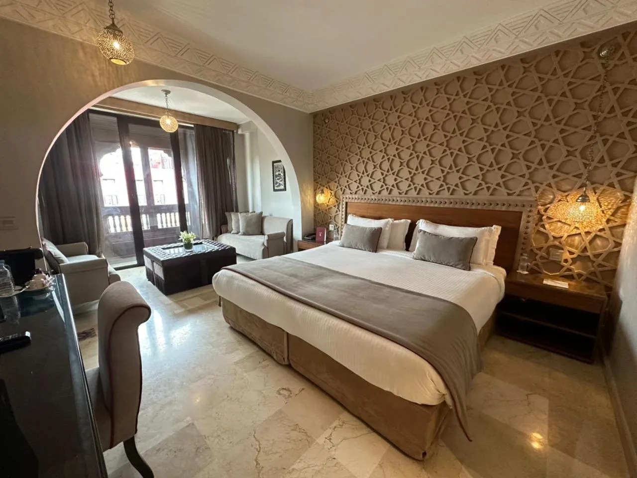 Photo of the whole room, Bed in Hivernage Marrakech