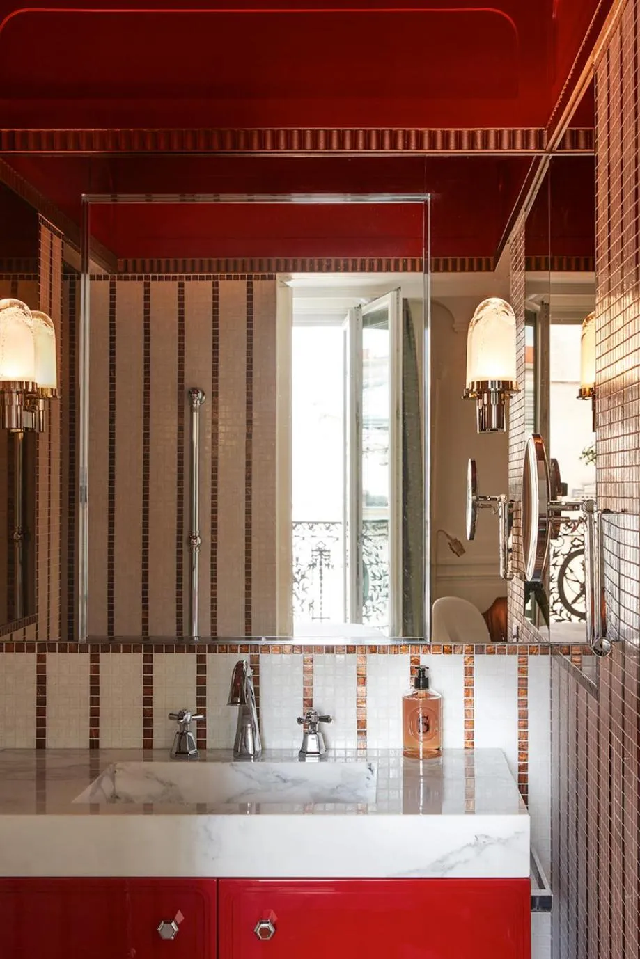 Bathroom in Villa-des-Prés