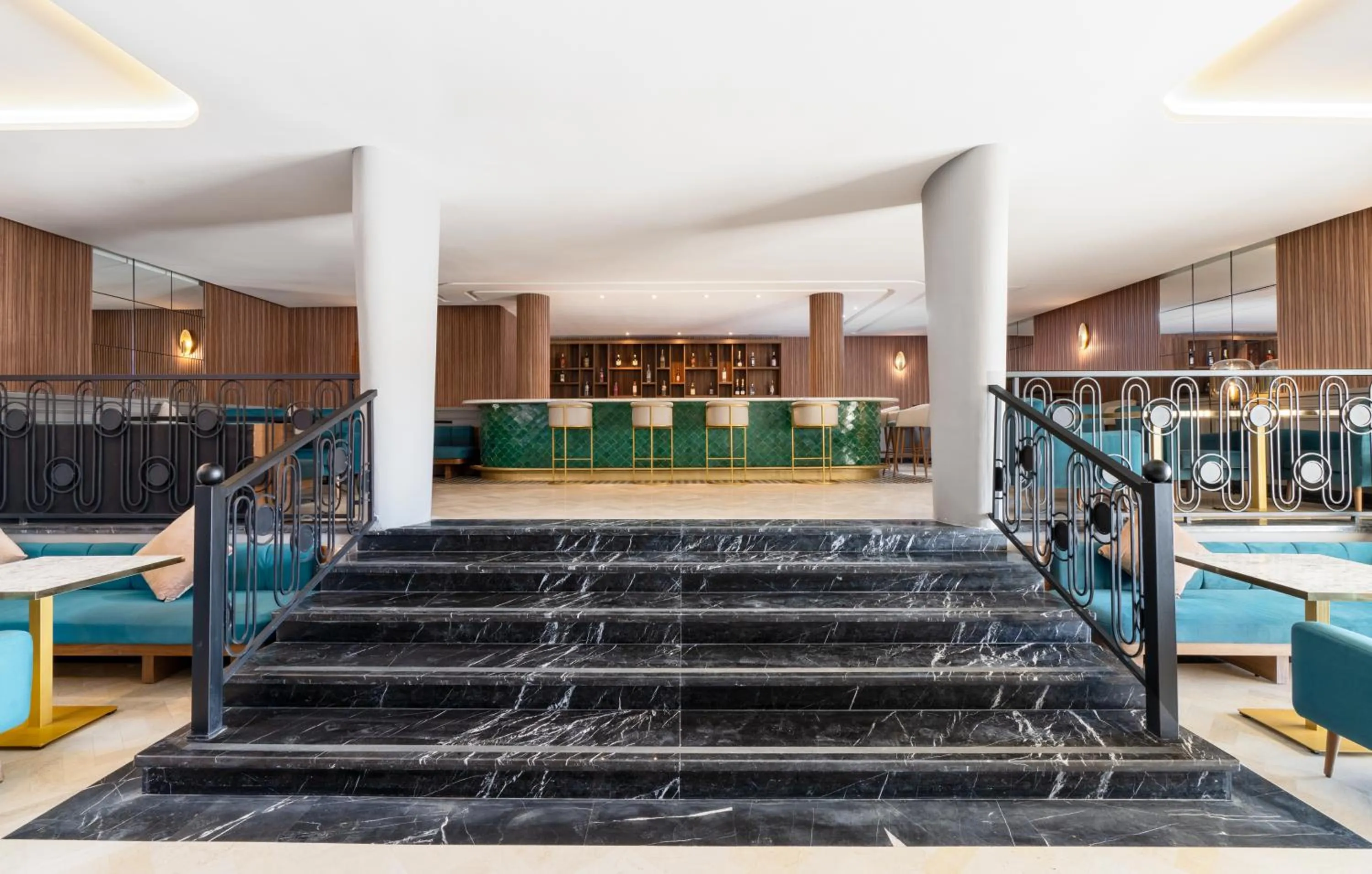 Lounge or bar in Kenzi Rissani