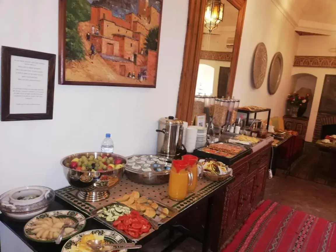 Continental breakfast in Riad Karmela