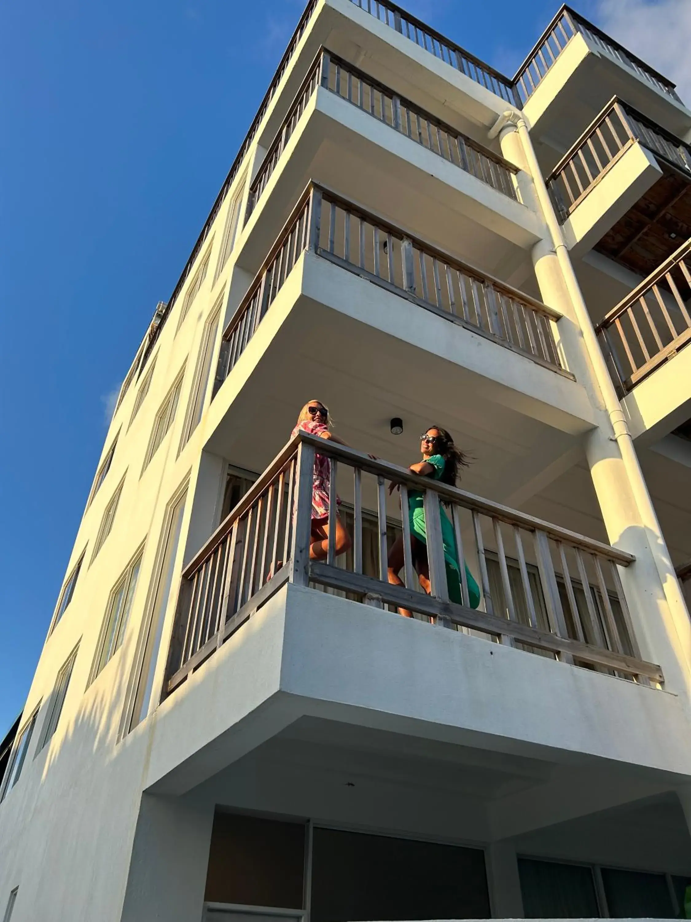 Property building in Si! Coral Inn Property building in Si! Coral Inn