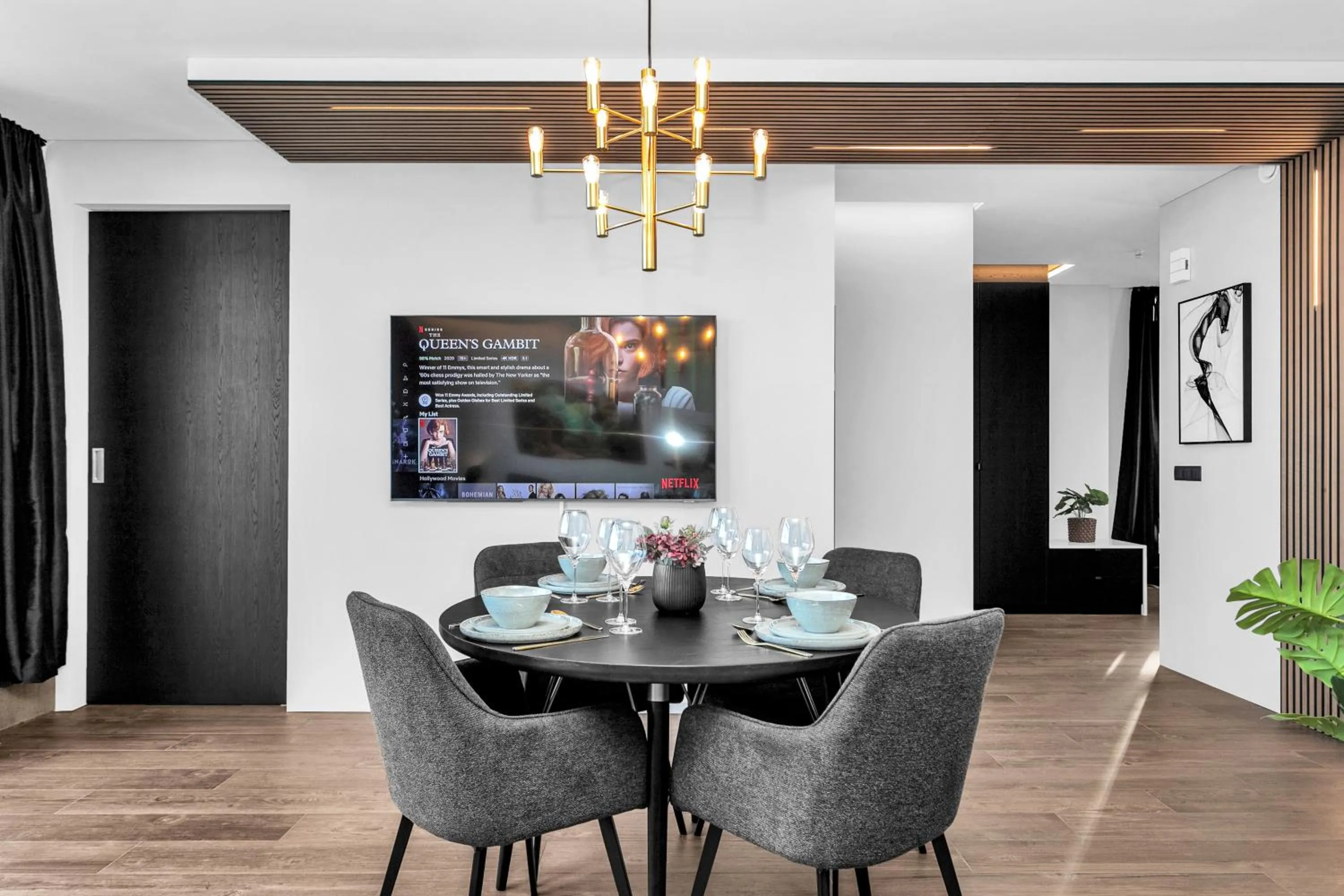 Dining area in ALVA Apartments