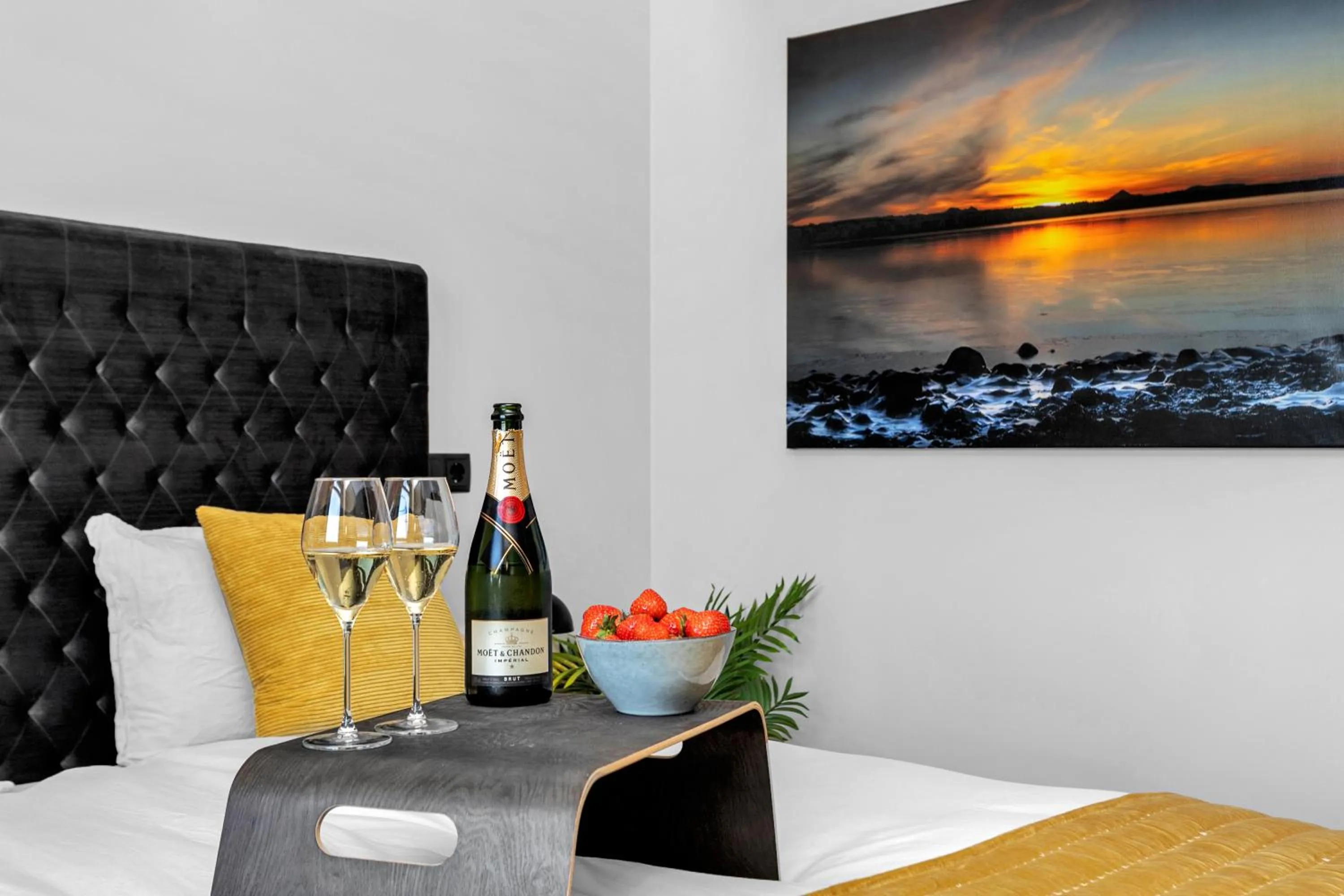 Bed in ALVA Apartments