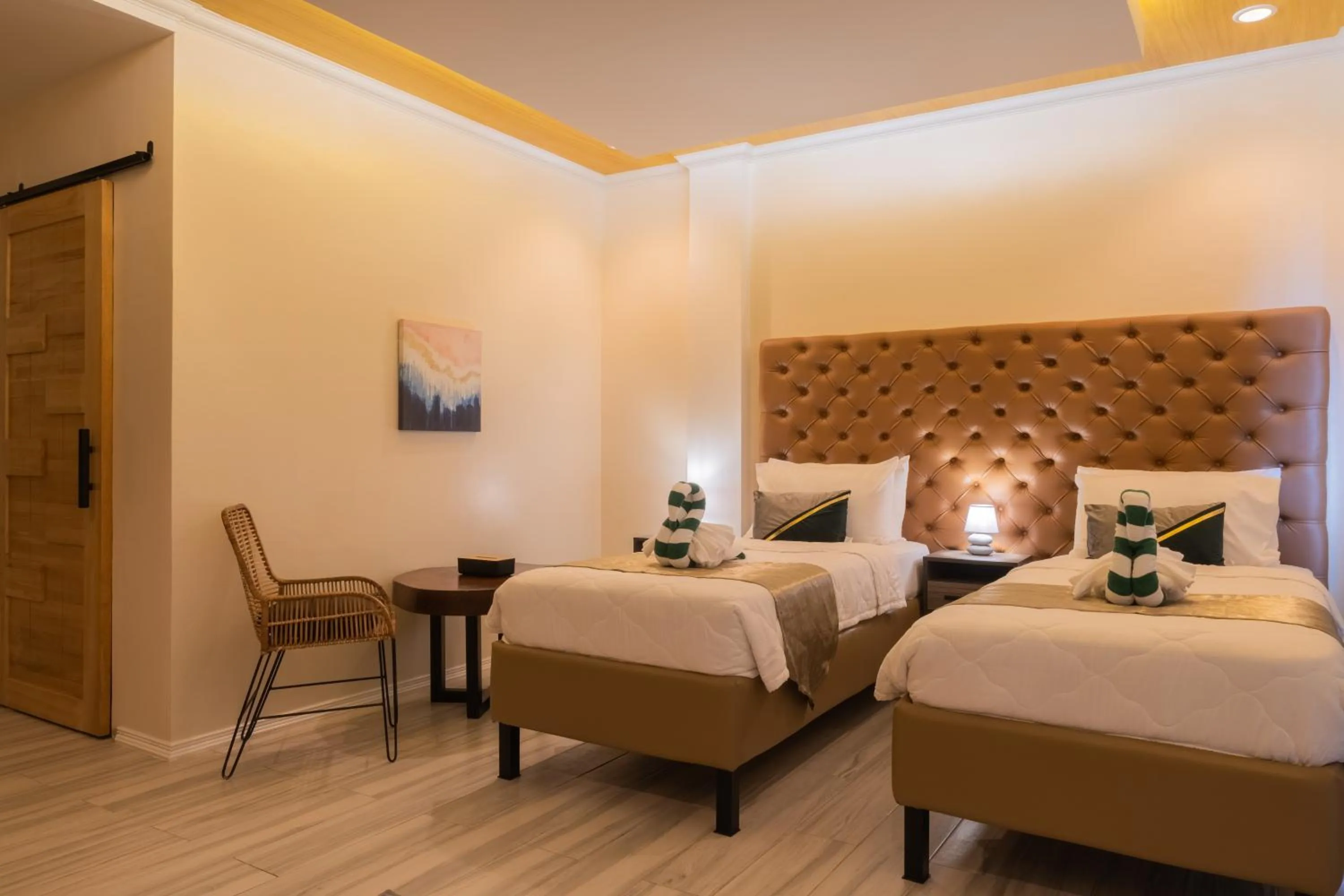 Bedroom, Bed in The Mayana Resort